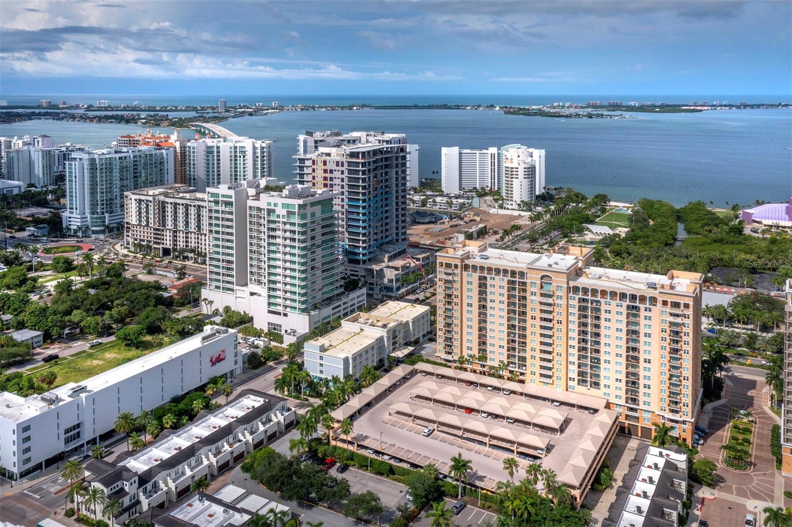 750 N TAMIAMI TRL #906