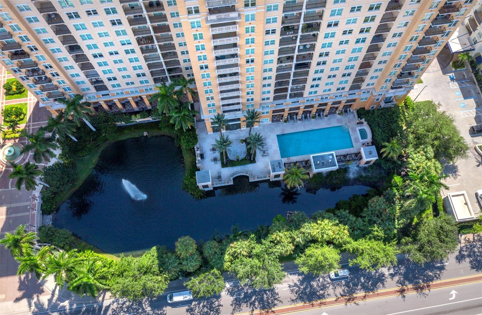 750 N TAMIAMI TRL #906