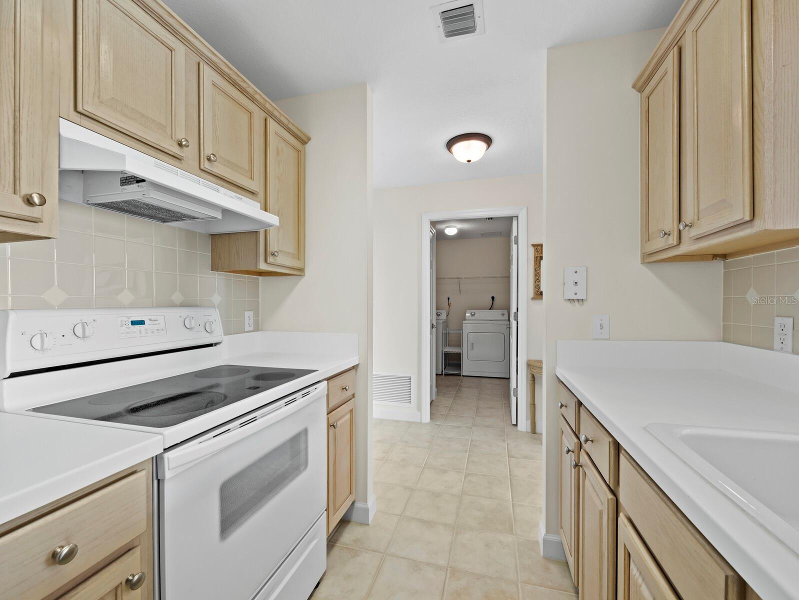 750 N TAMIAMI TRL #906