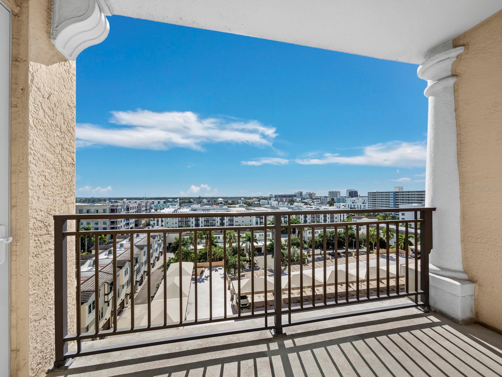 750 N TAMIAMI TRL #906
