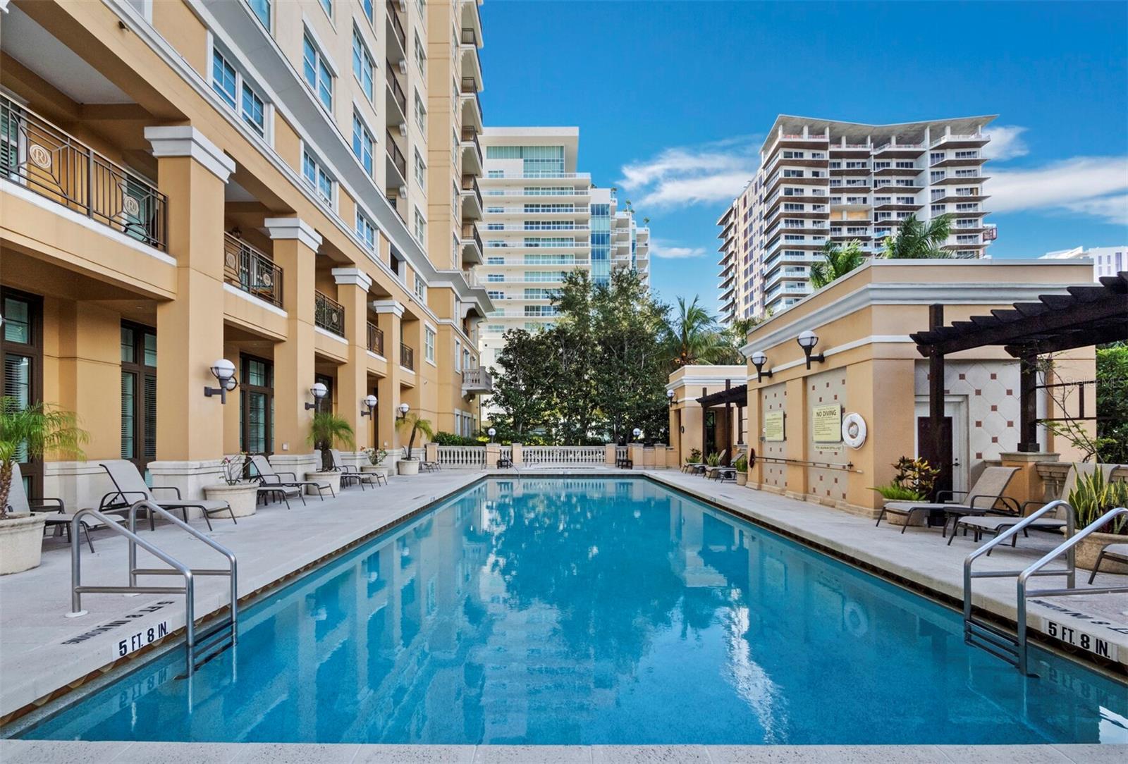 750 N TAMIAMI TRL #906