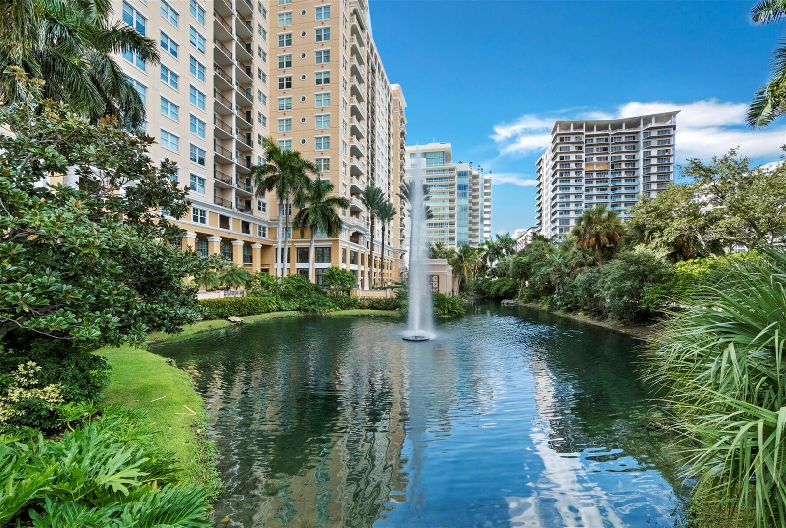 750 N TAMIAMI TRL #906