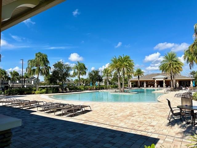 5043 SUNNYSIDE LN