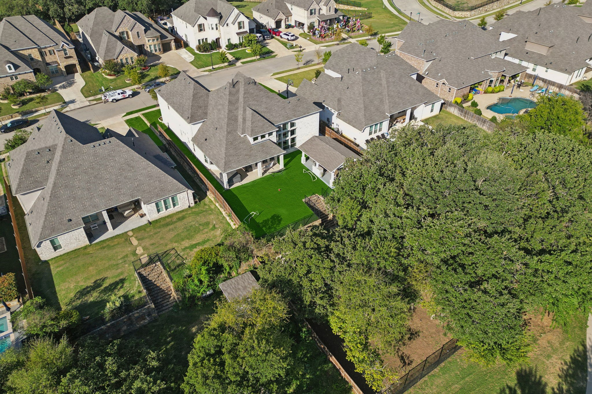 9812 Croswell Street