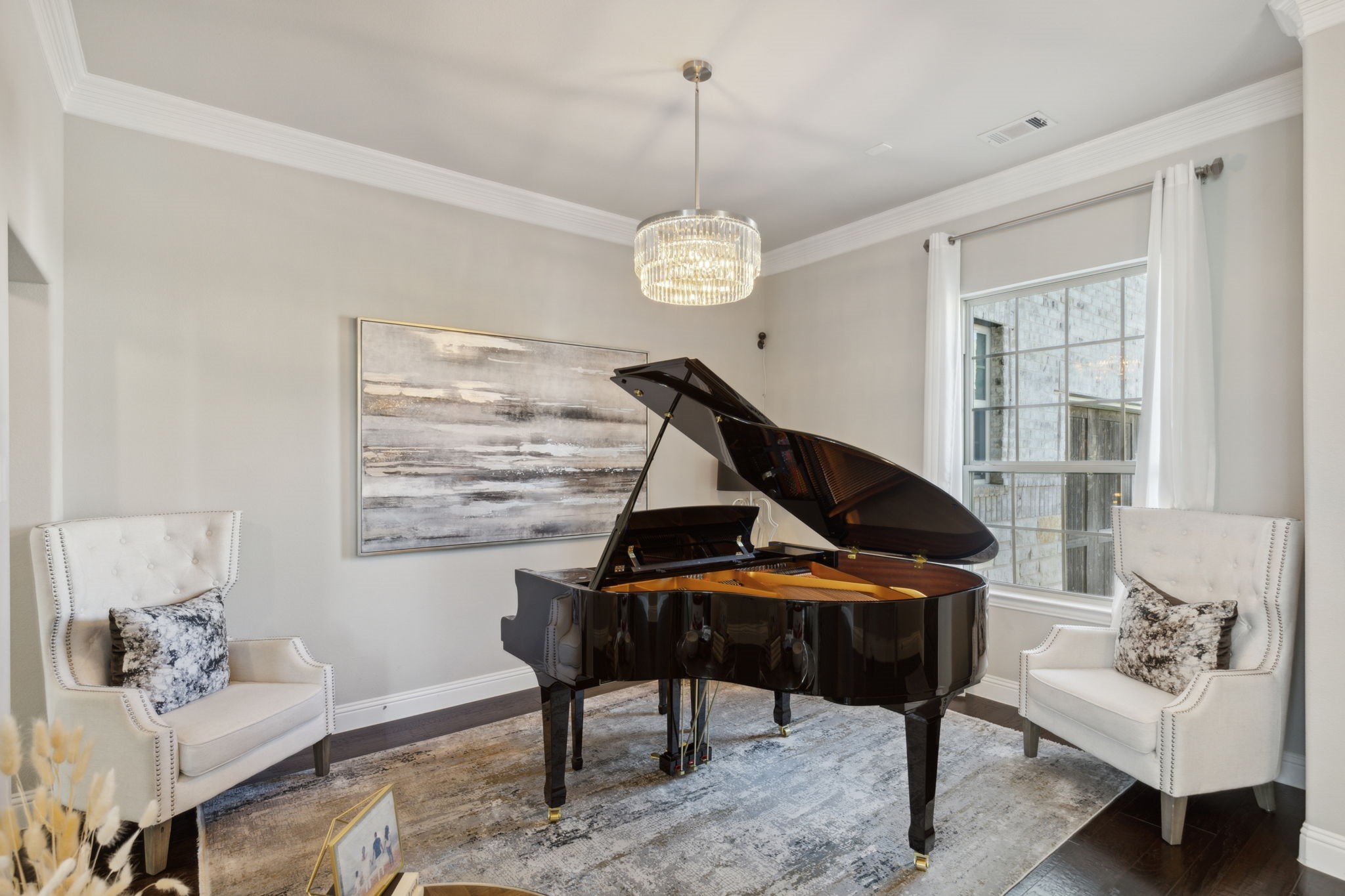 9812 Croswell Street