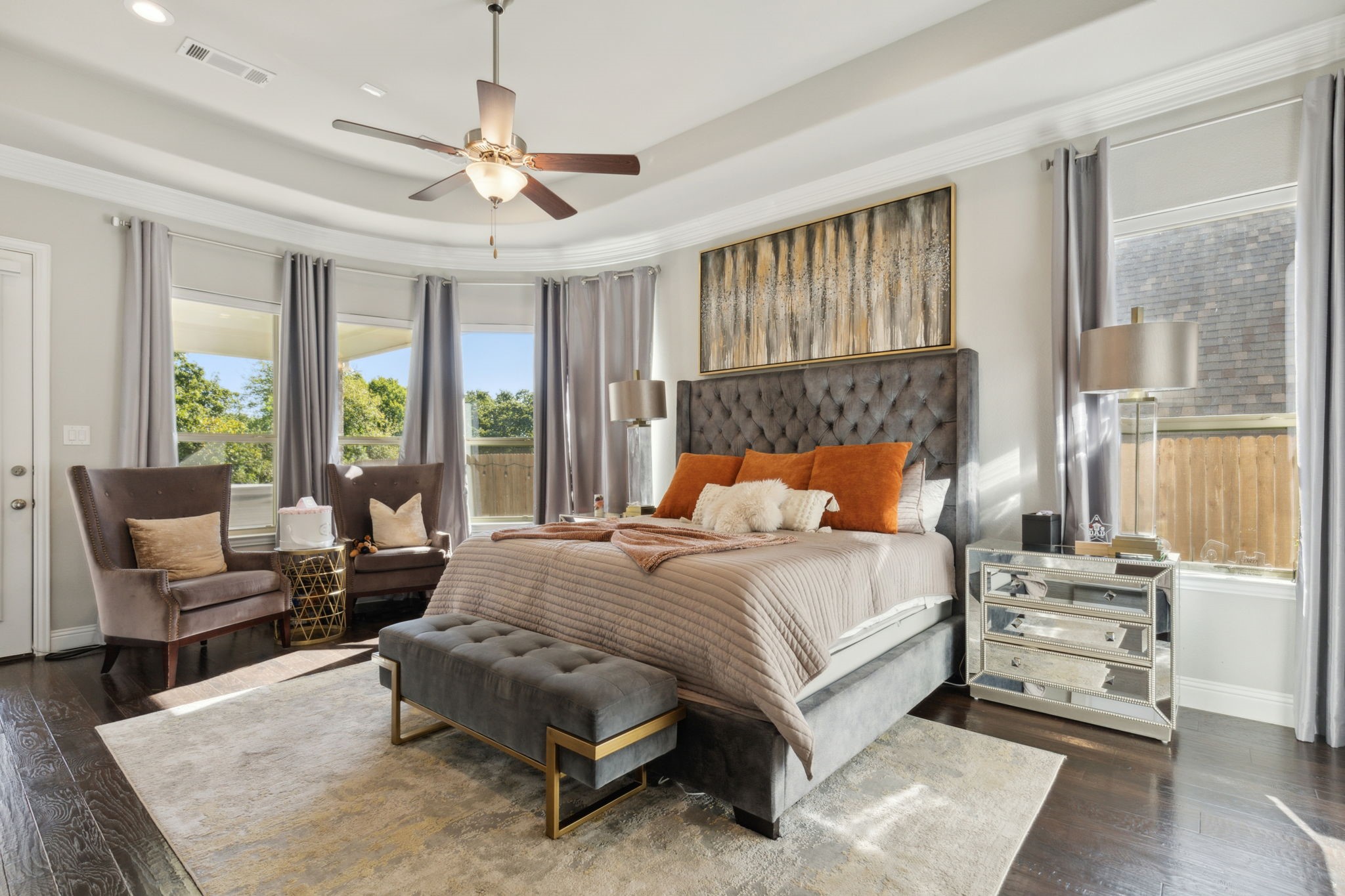 9812 Croswell Street