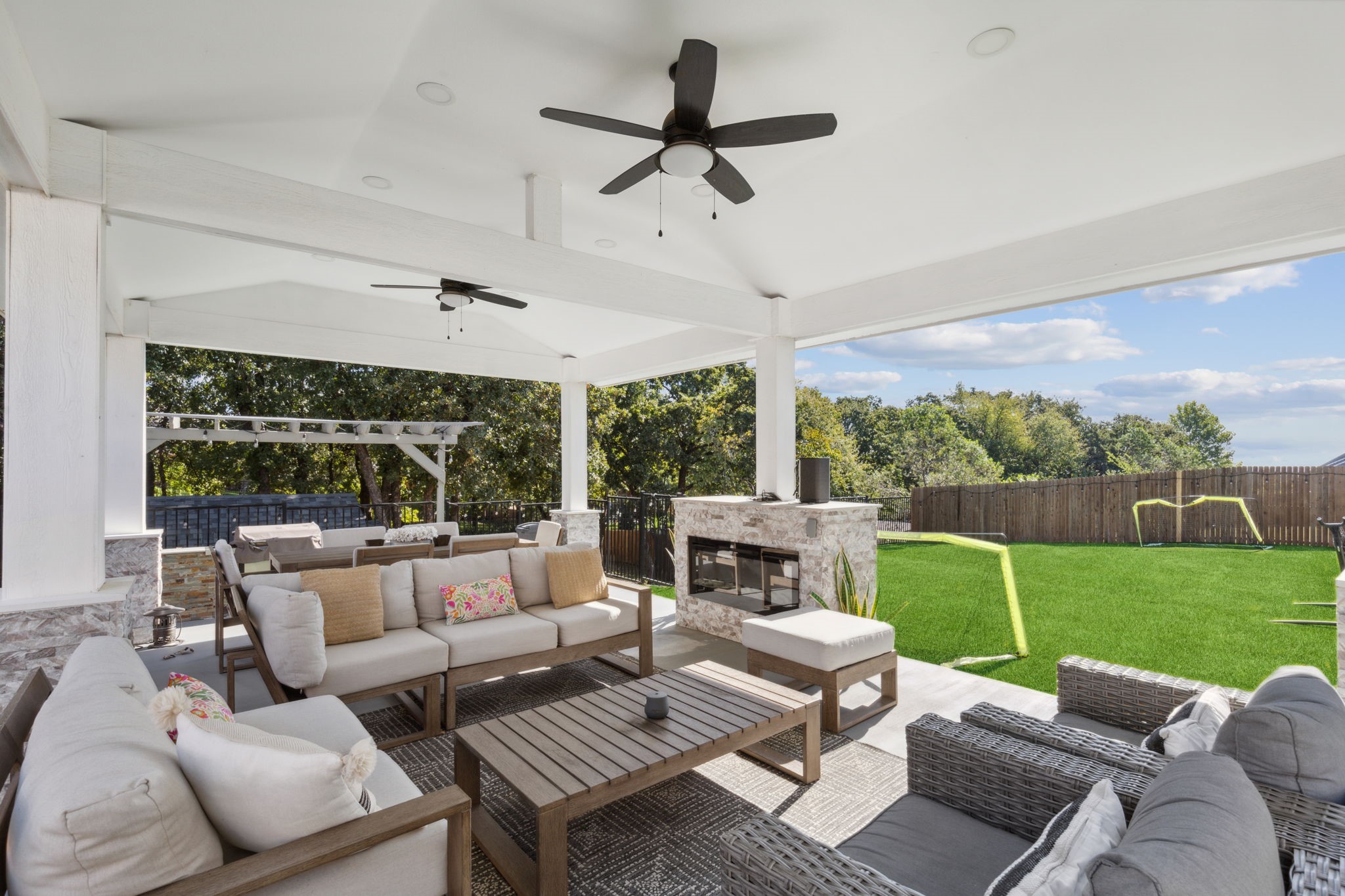 9812 Croswell Street