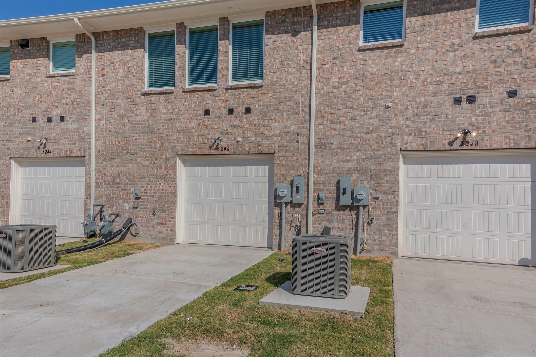 5246 Springlake Parkway