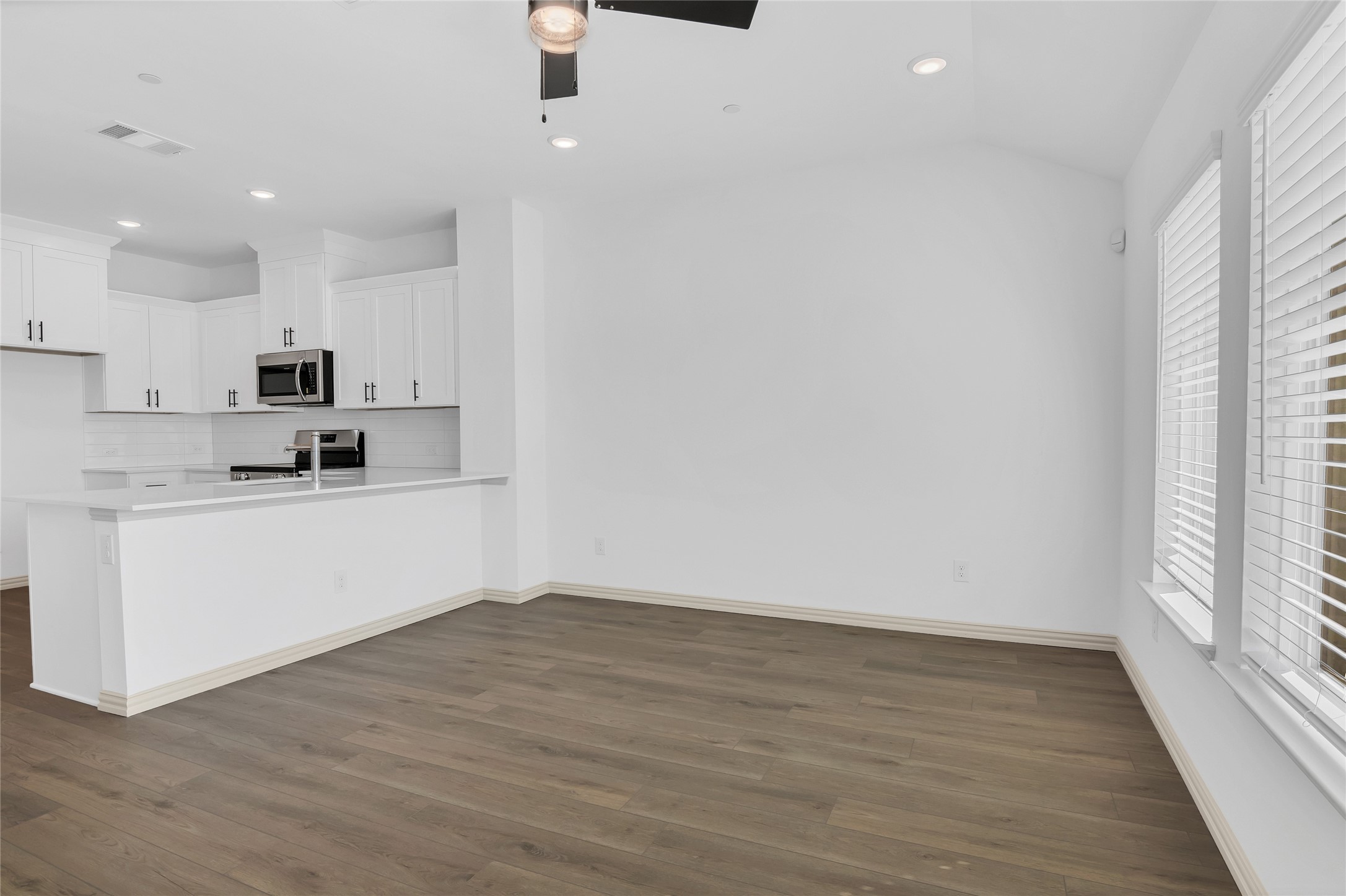 5246 Springlake Parkway