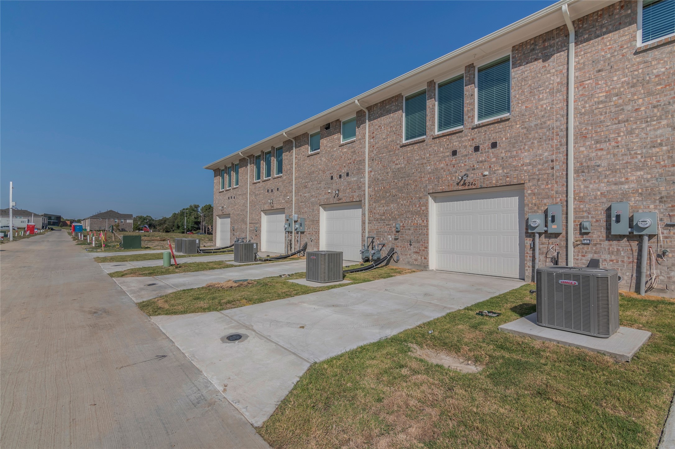5246 Springlake Parkway