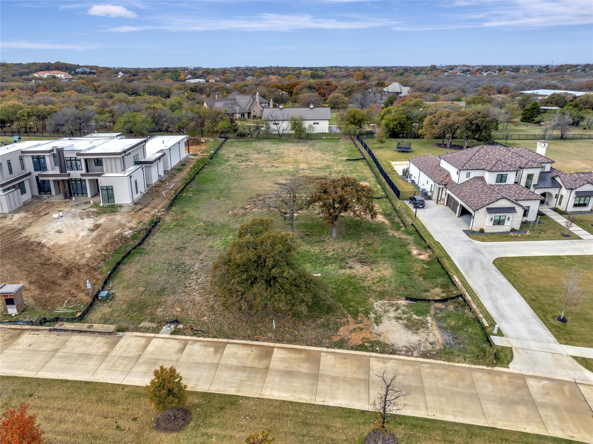 4312 Saddleback Lane