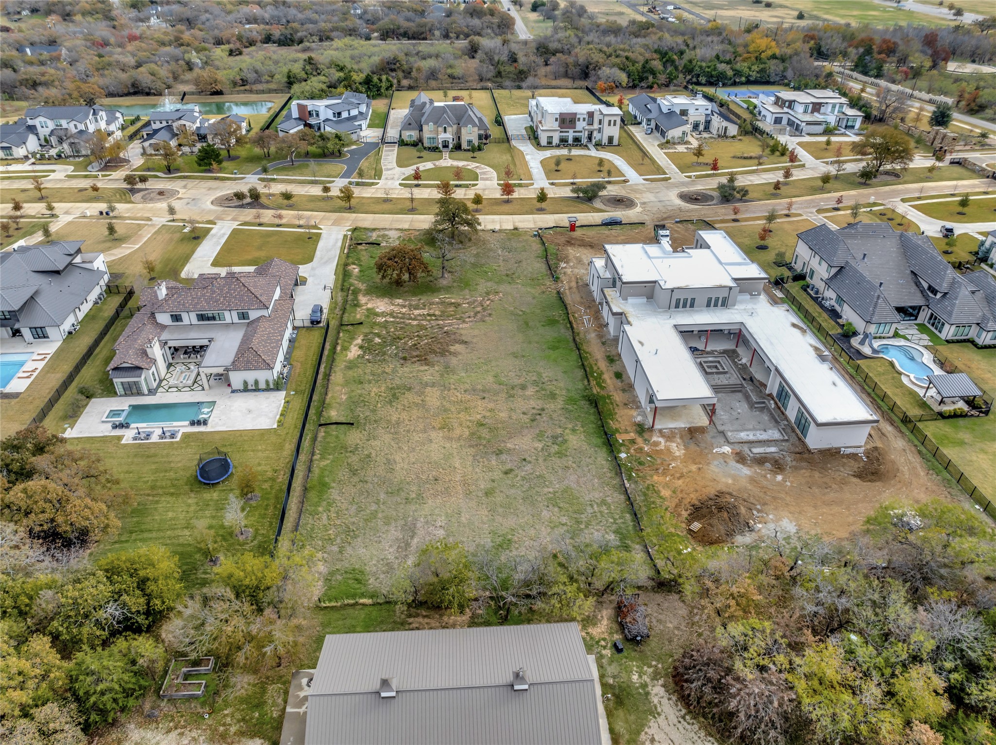 4312 Saddleback Lane