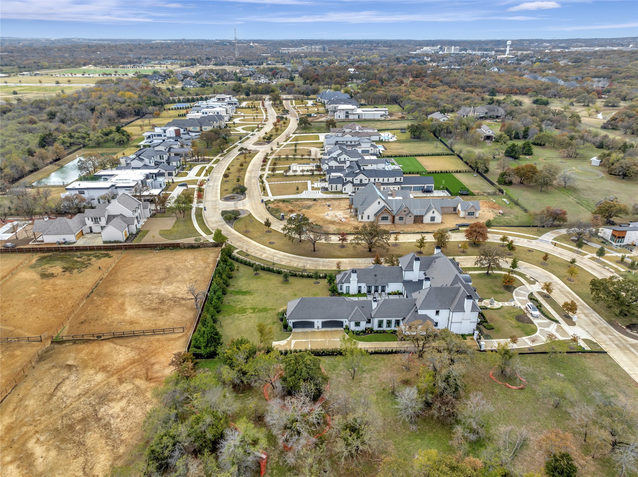 4312 Saddleback Lane