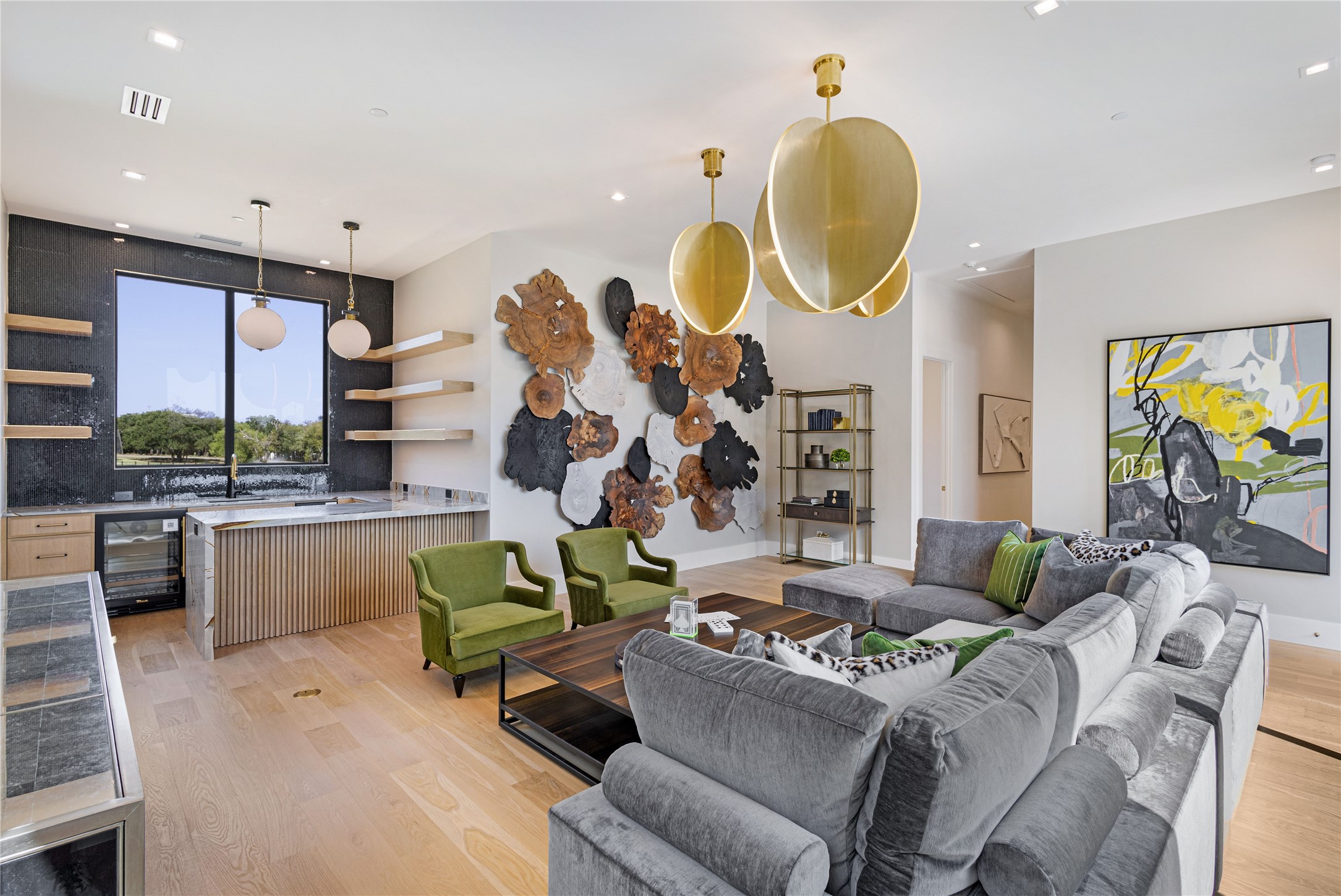 2636 Magnolia Circle