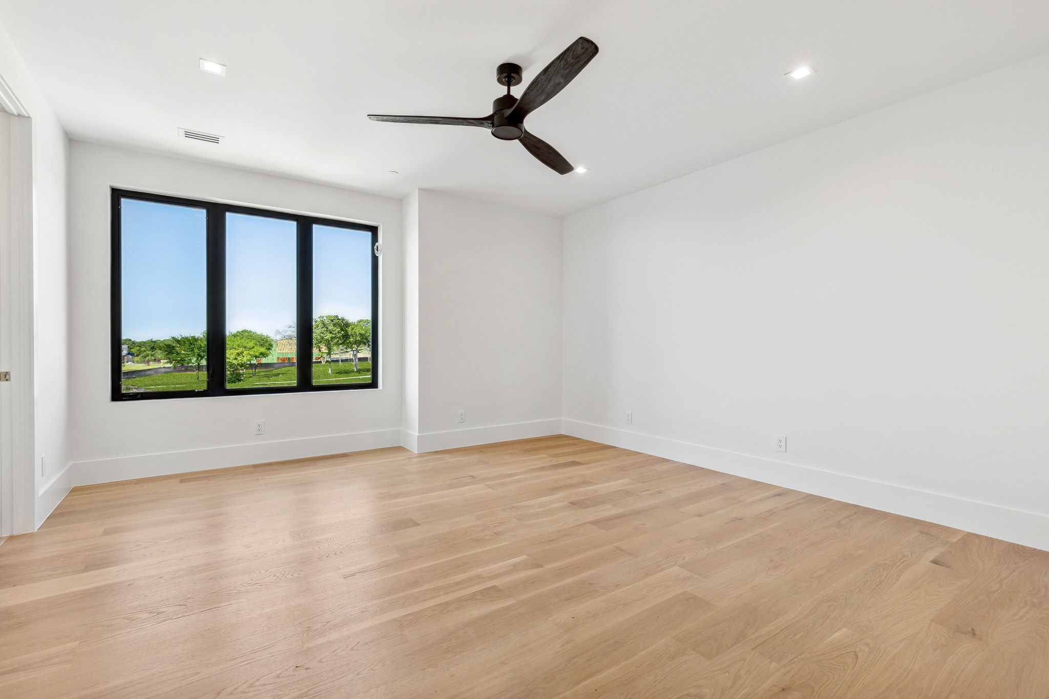 2636 Magnolia Circle