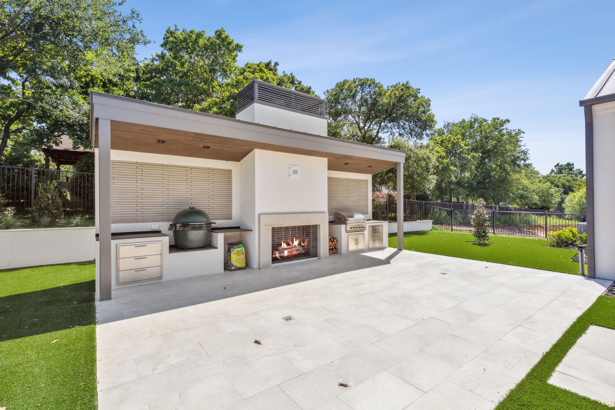 2636 Magnolia Circle