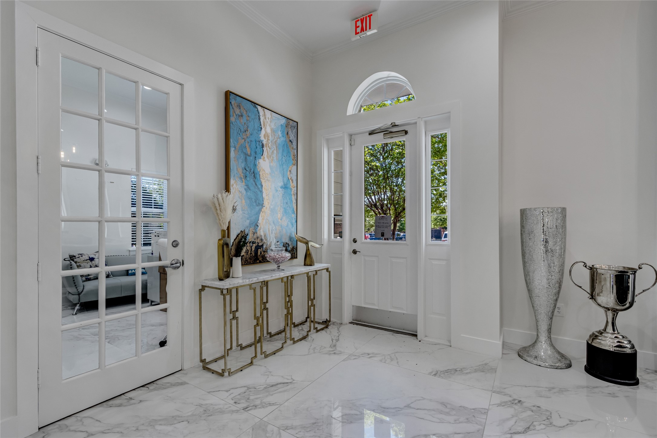 221 E Boulevard 3