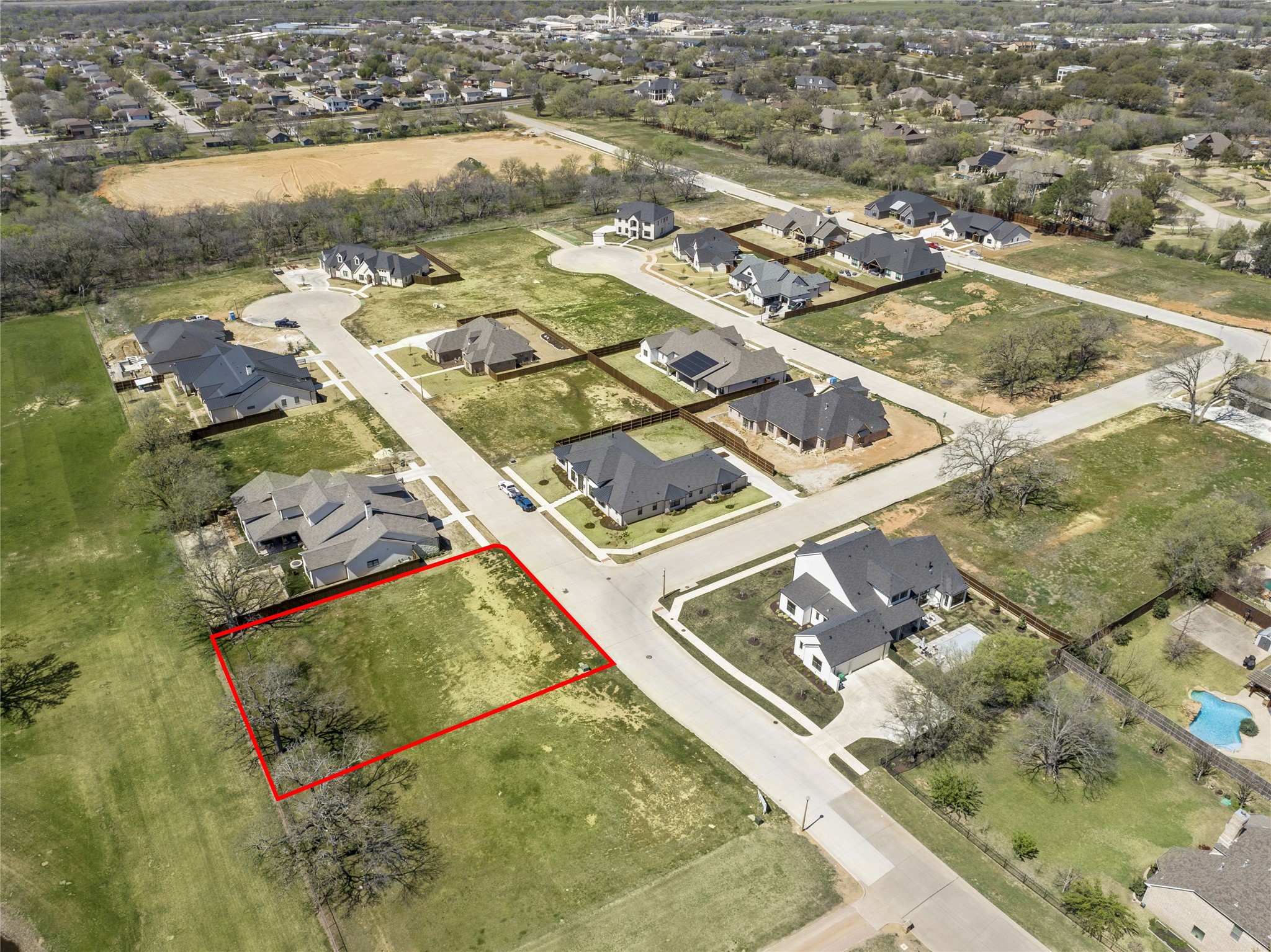 225 Meadowlands Drive