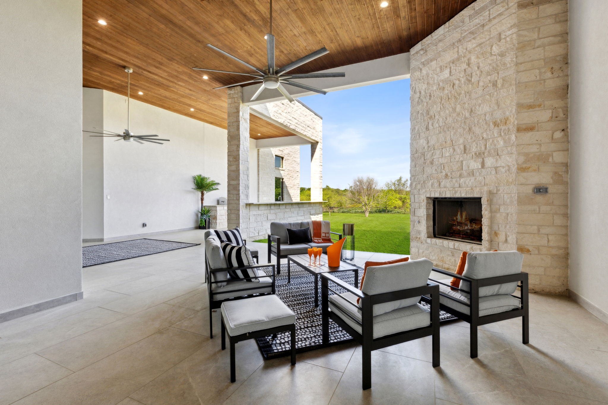 4309 Saddleback