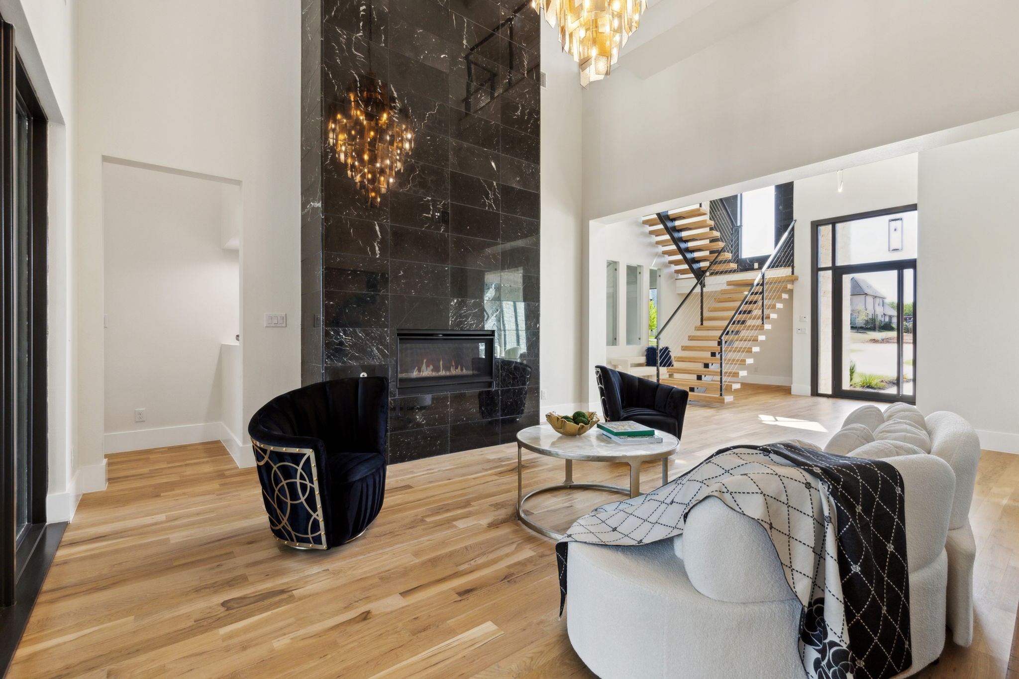 4309 Saddleback
