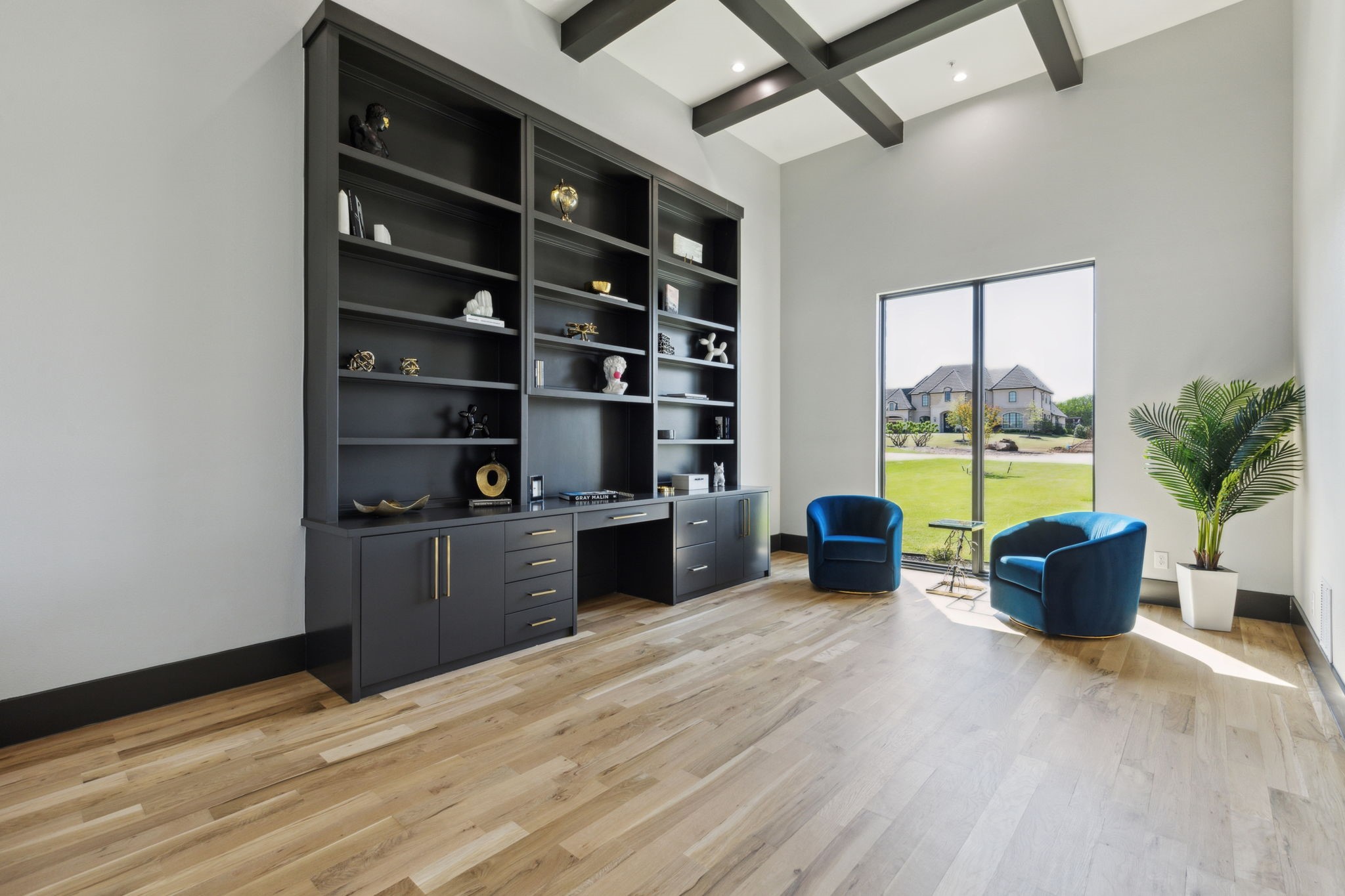 4309 Saddleback