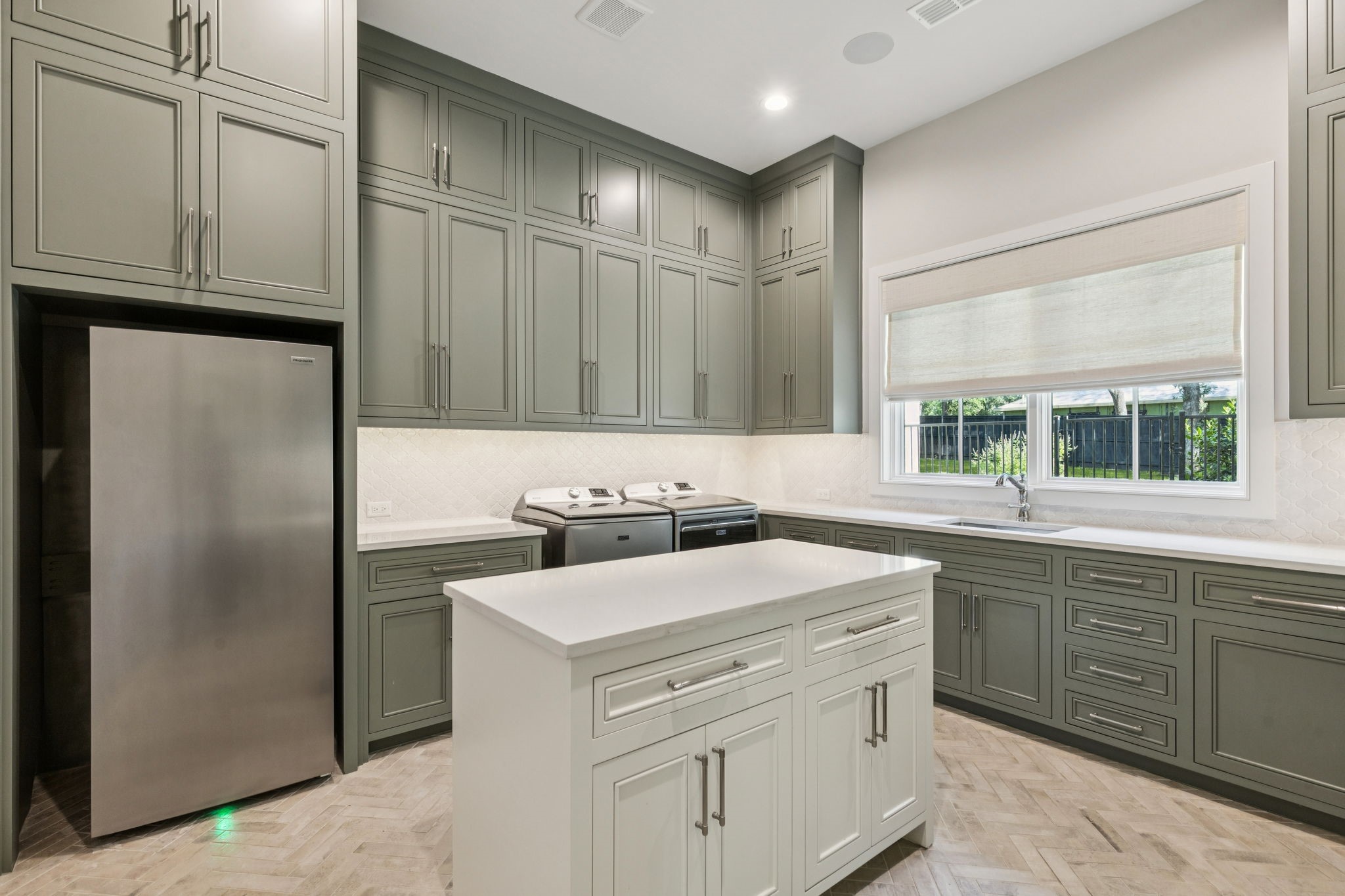 2203 Shadow Creek Court