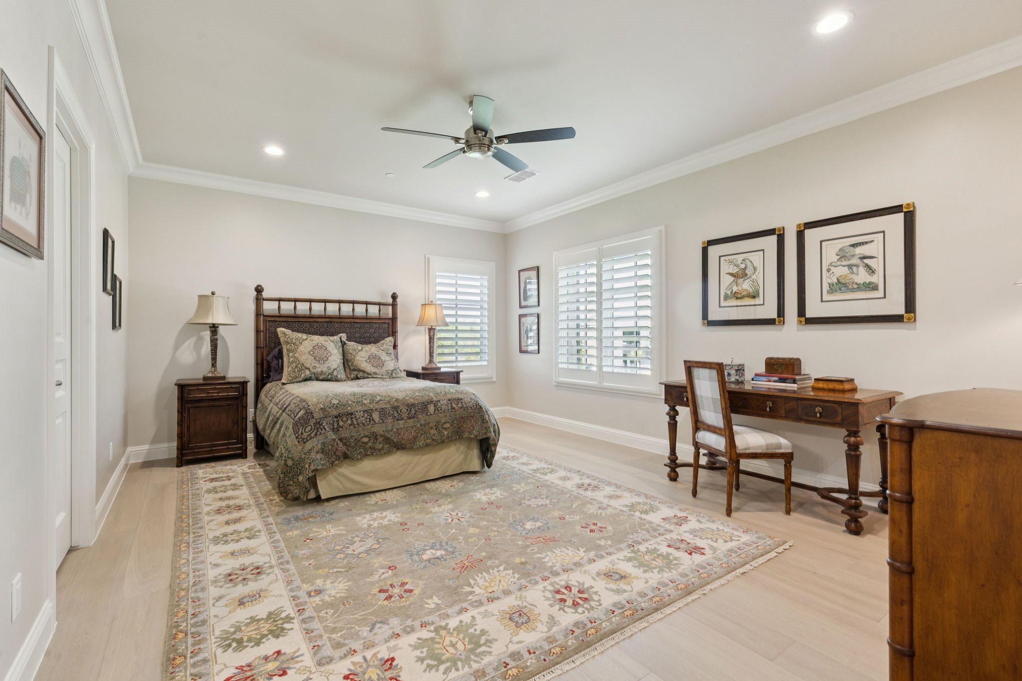 1806 Scenic Circle