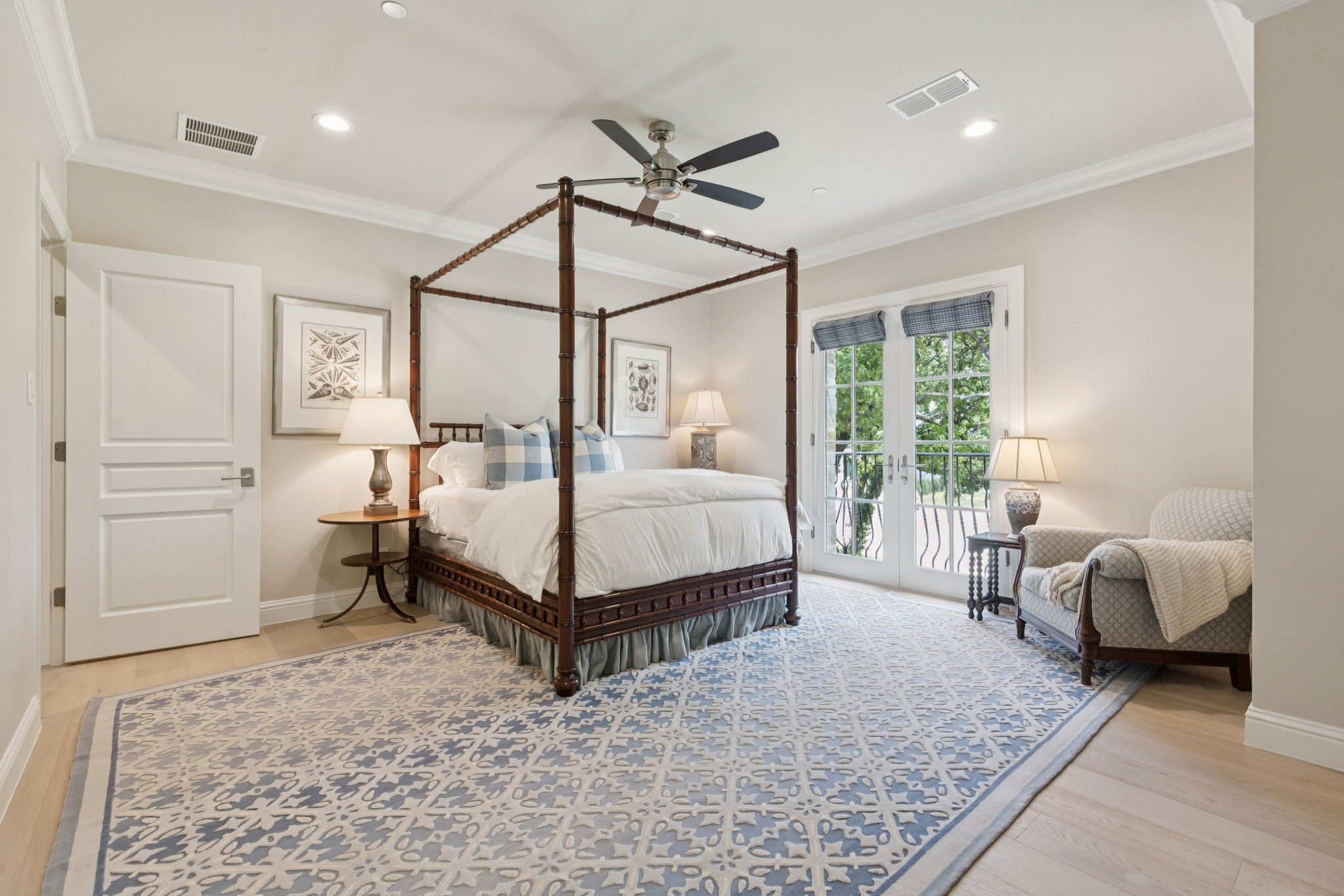 1806 Scenic Circle