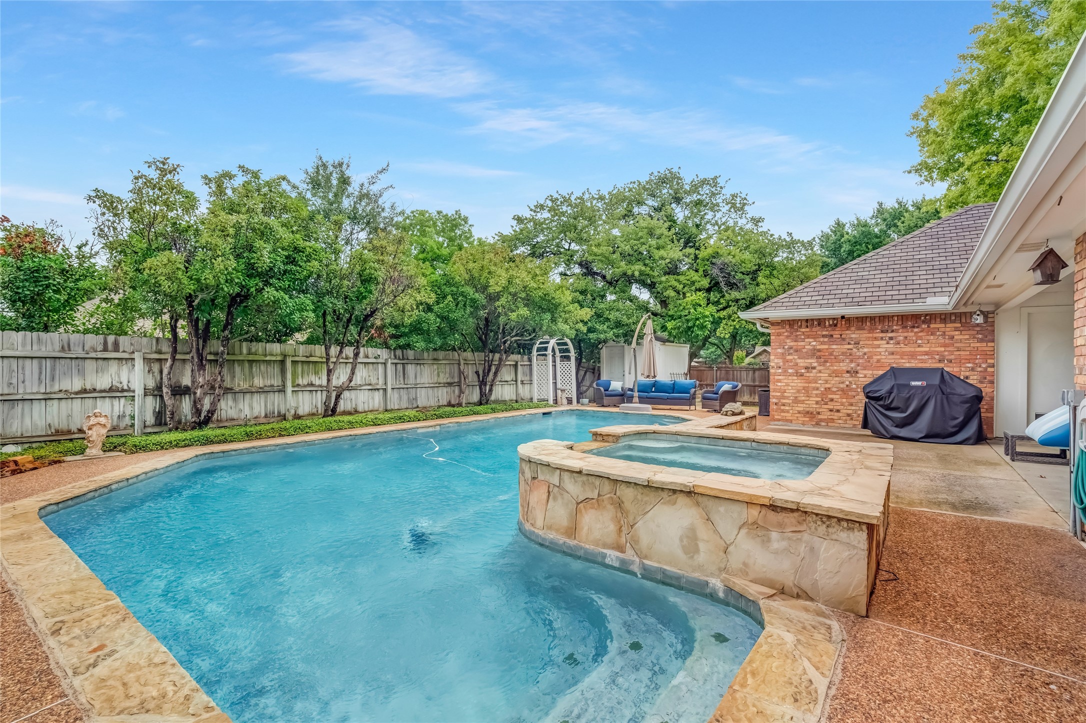 2900 Trail Lake Drive