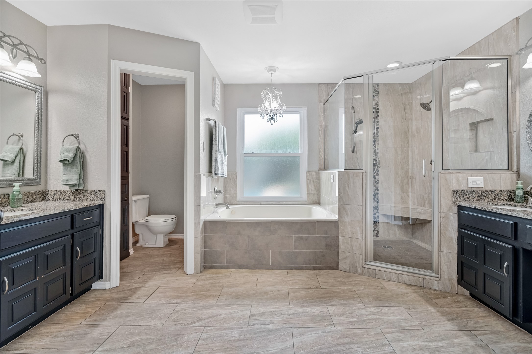 2900 Trail Lake Drive