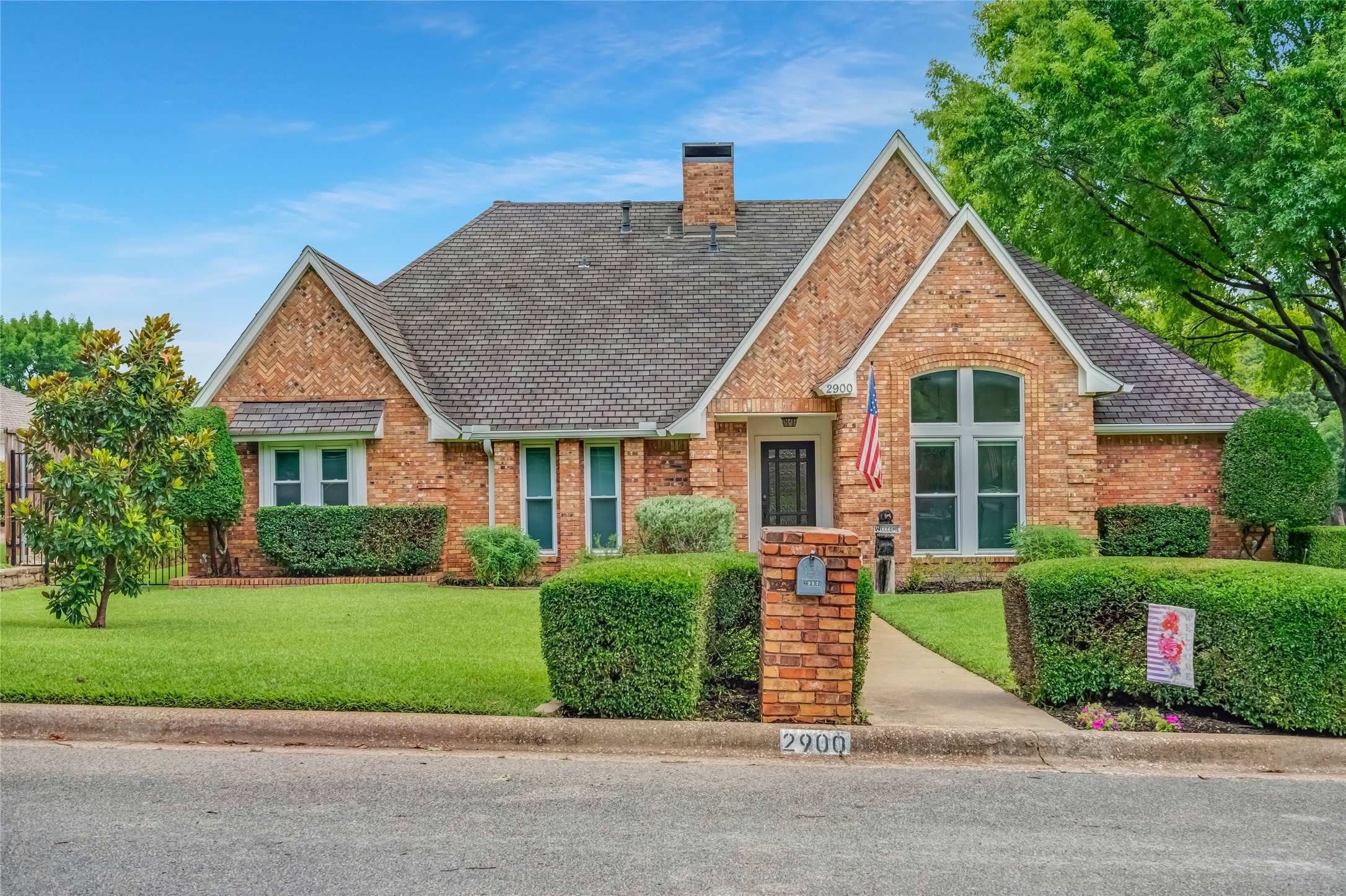 2900 Trail Lake Drive