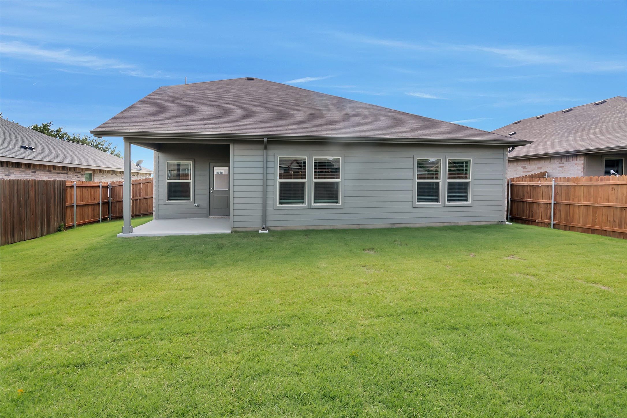 16404 Severn Lane