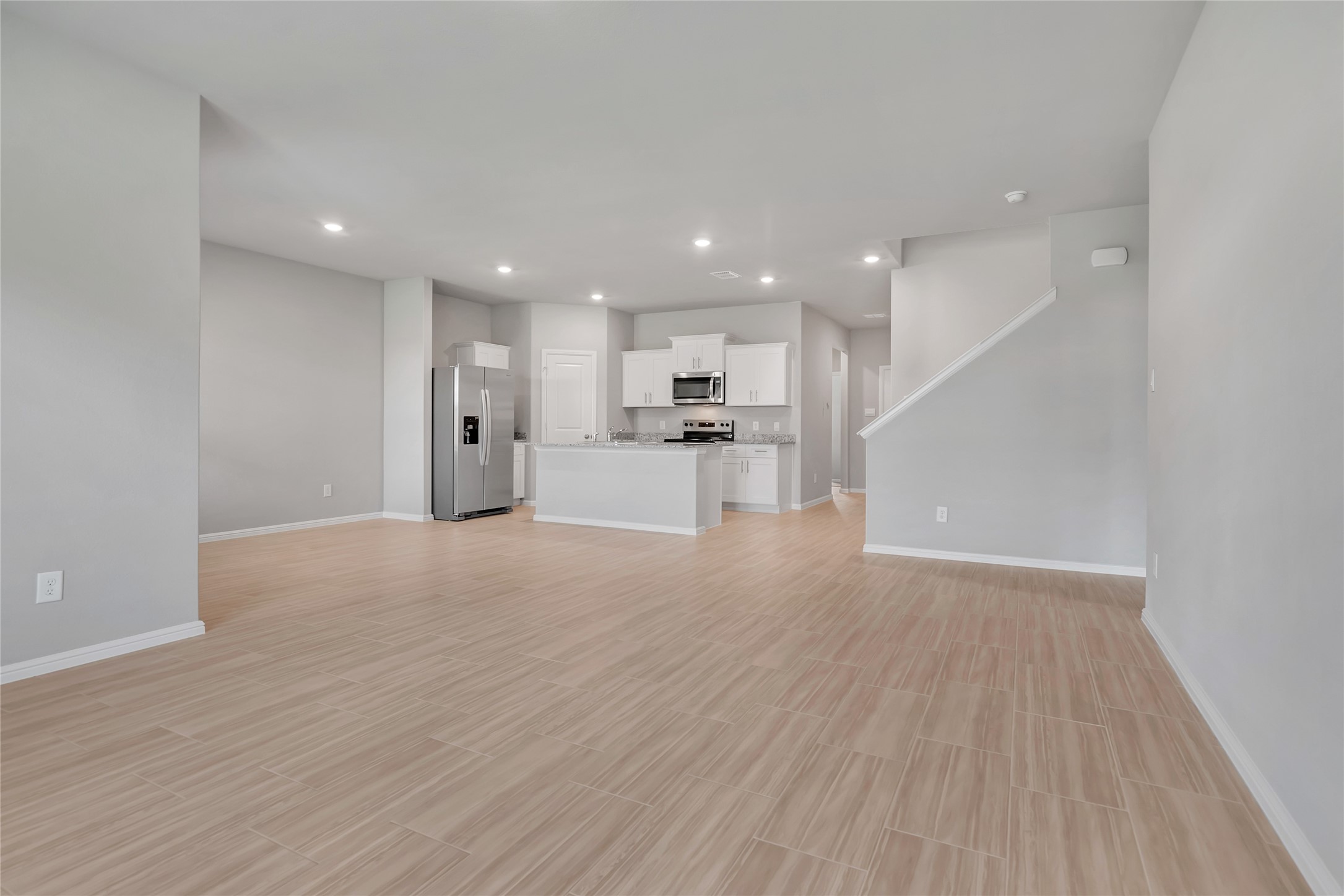16404 Severn Lane