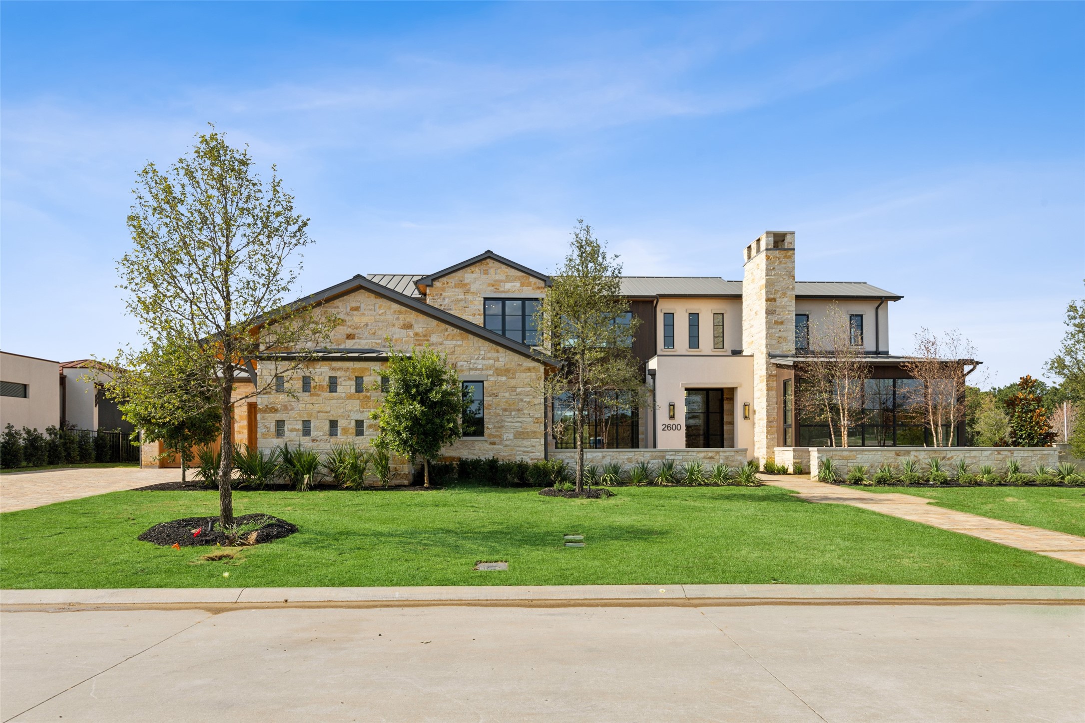 2600 Magnolia Circle