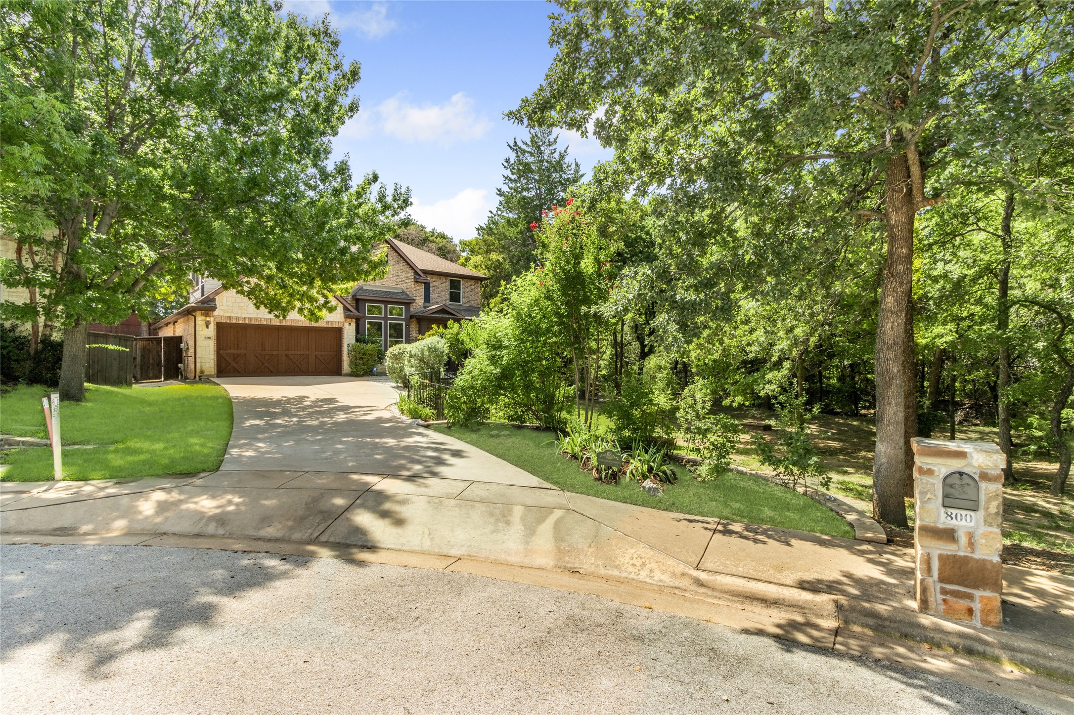 800 Spring Creek Drive