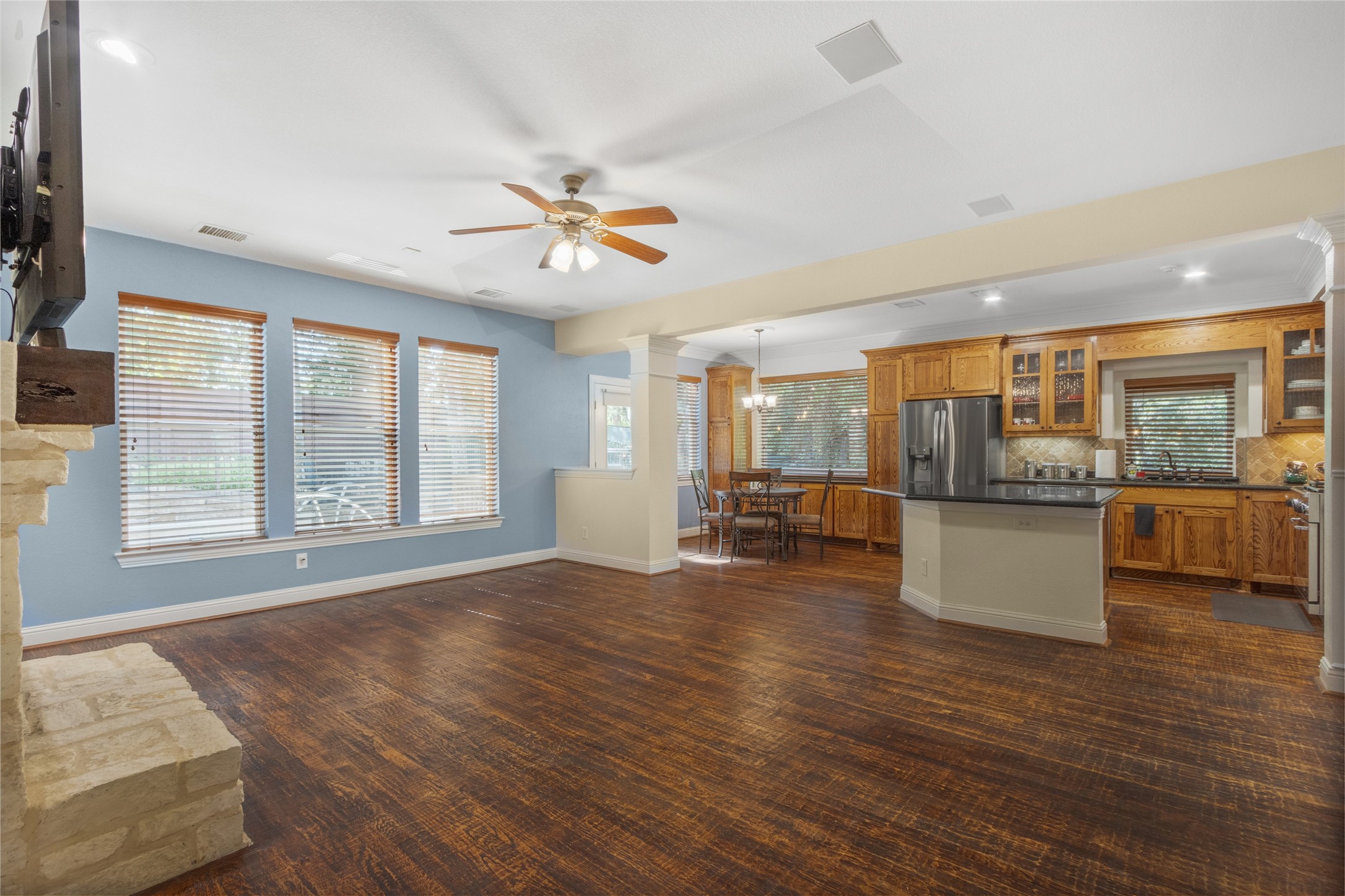 800 Spring Creek Drive