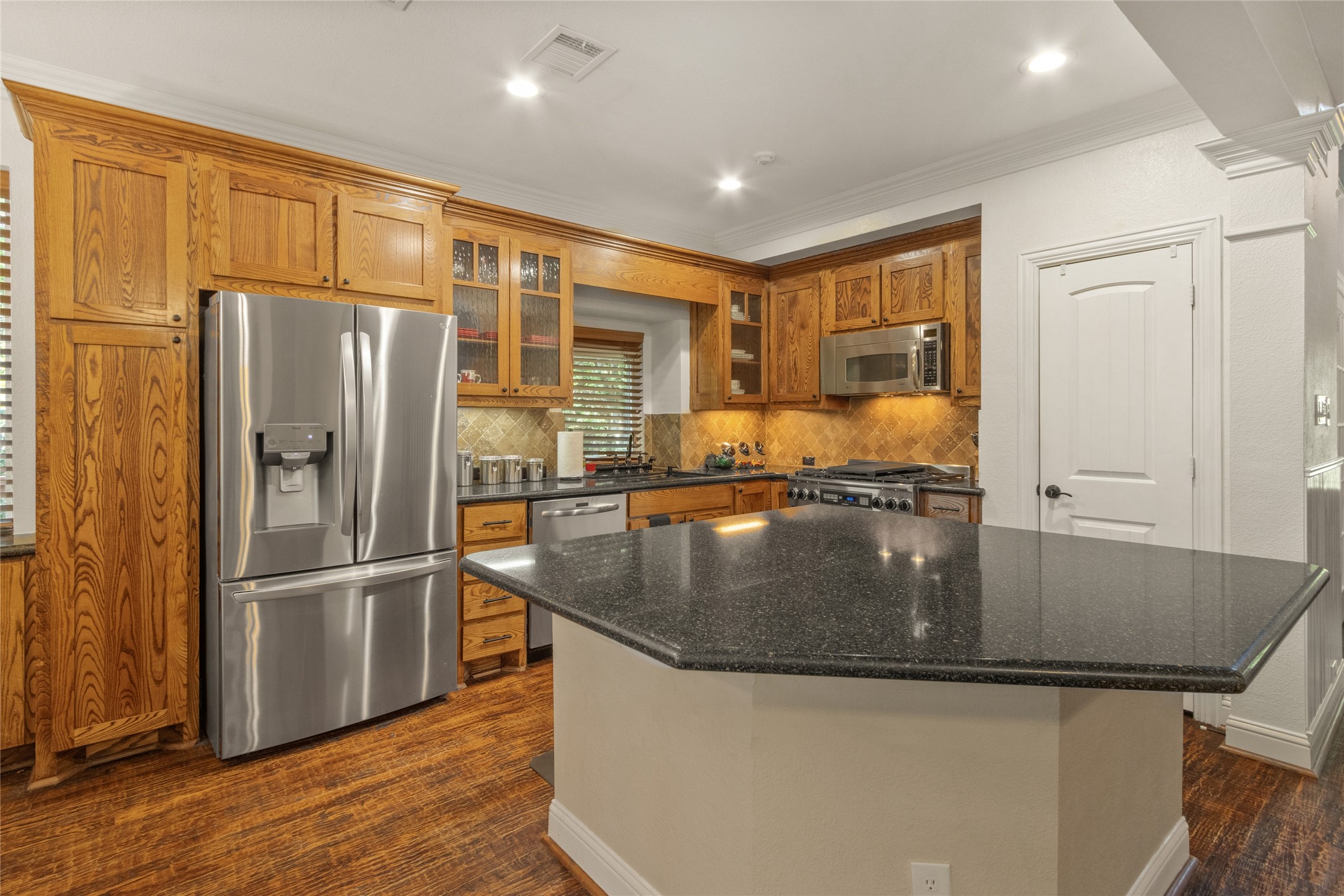 800 Spring Creek Drive