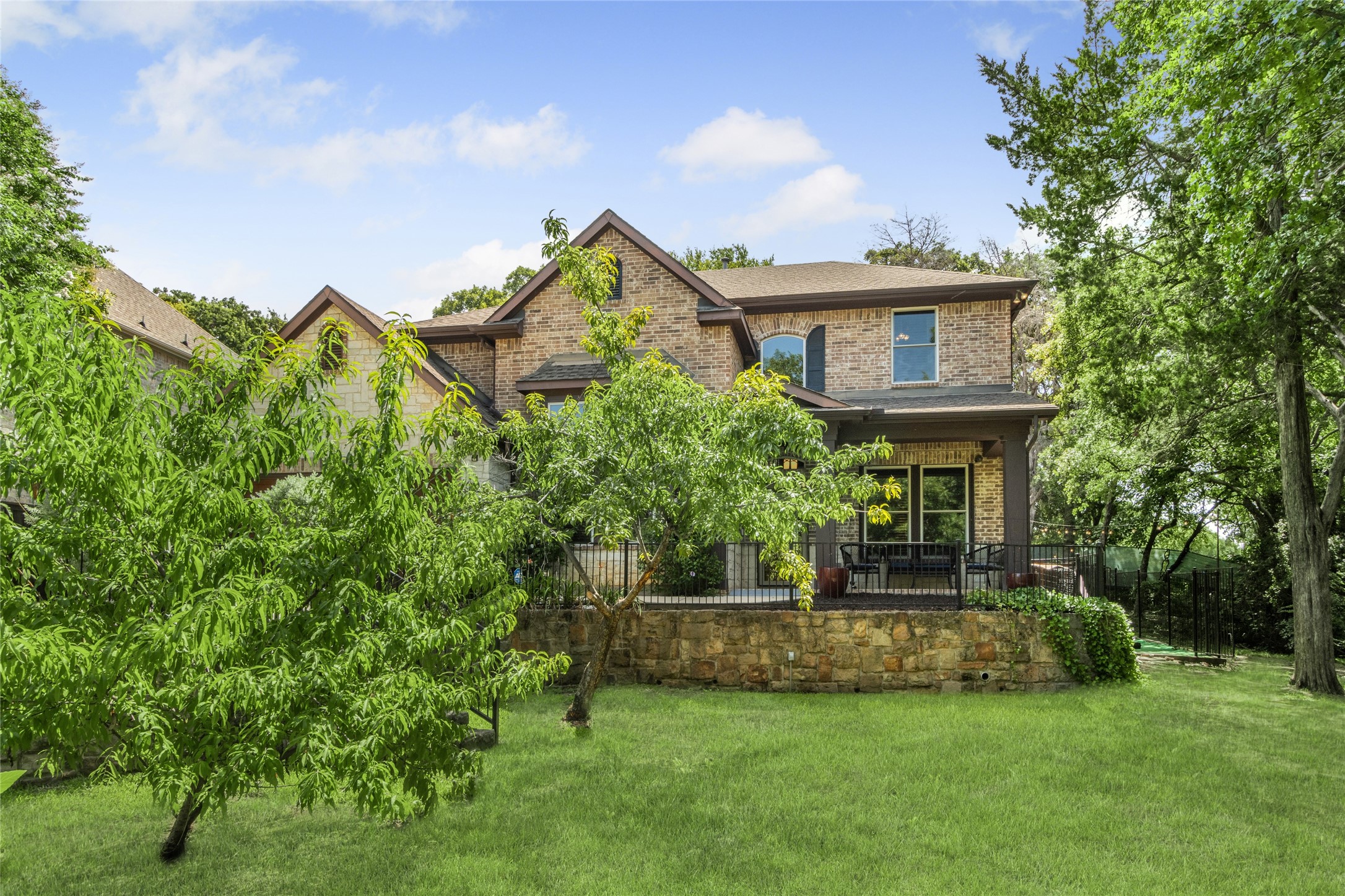 800 Spring Creek Drive