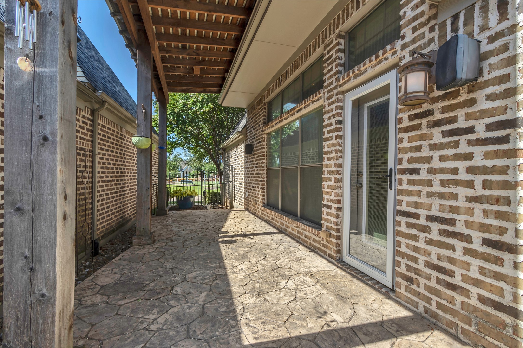 8613 Nichols Way