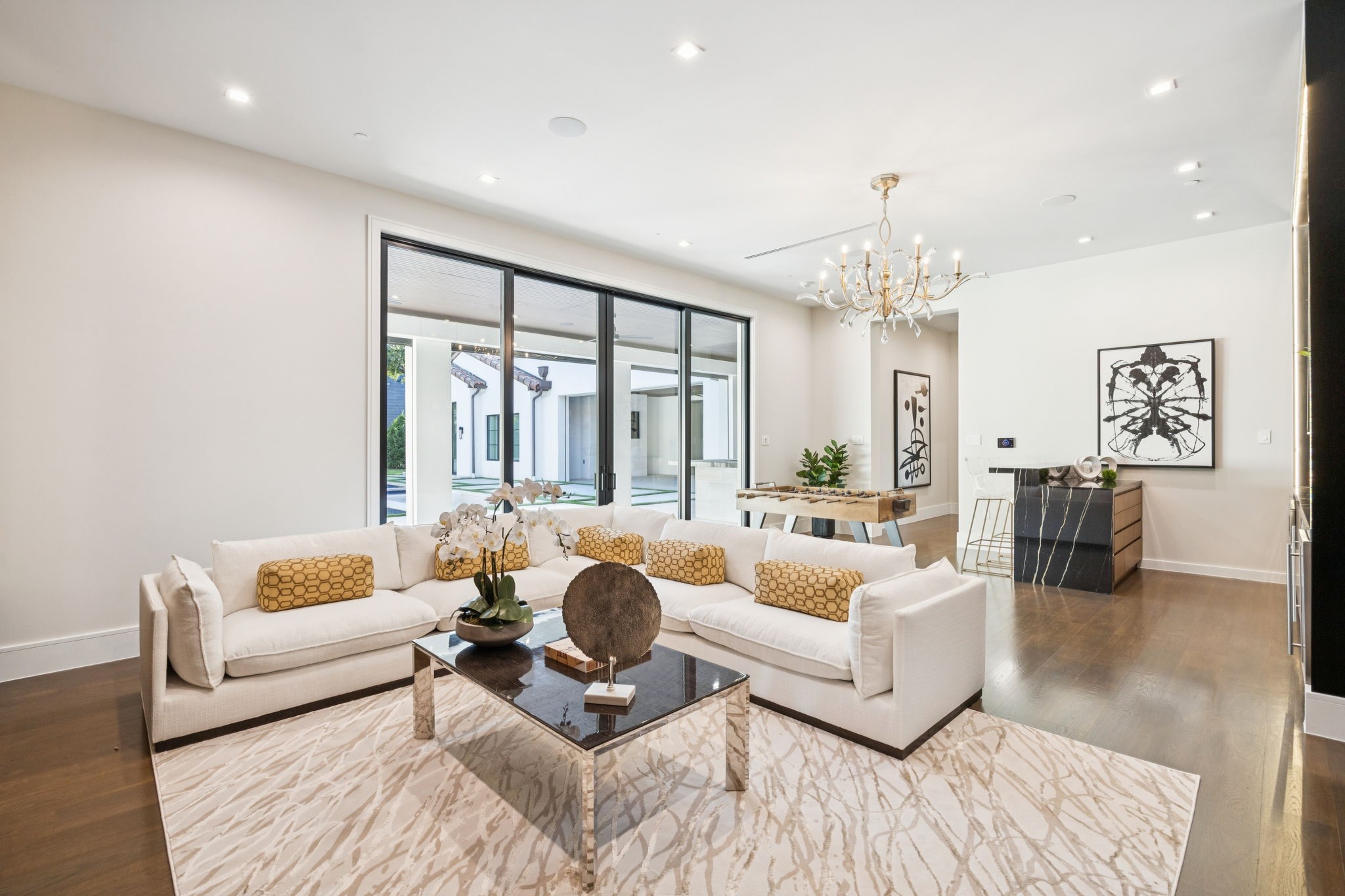 1609 Meandering Way Drive