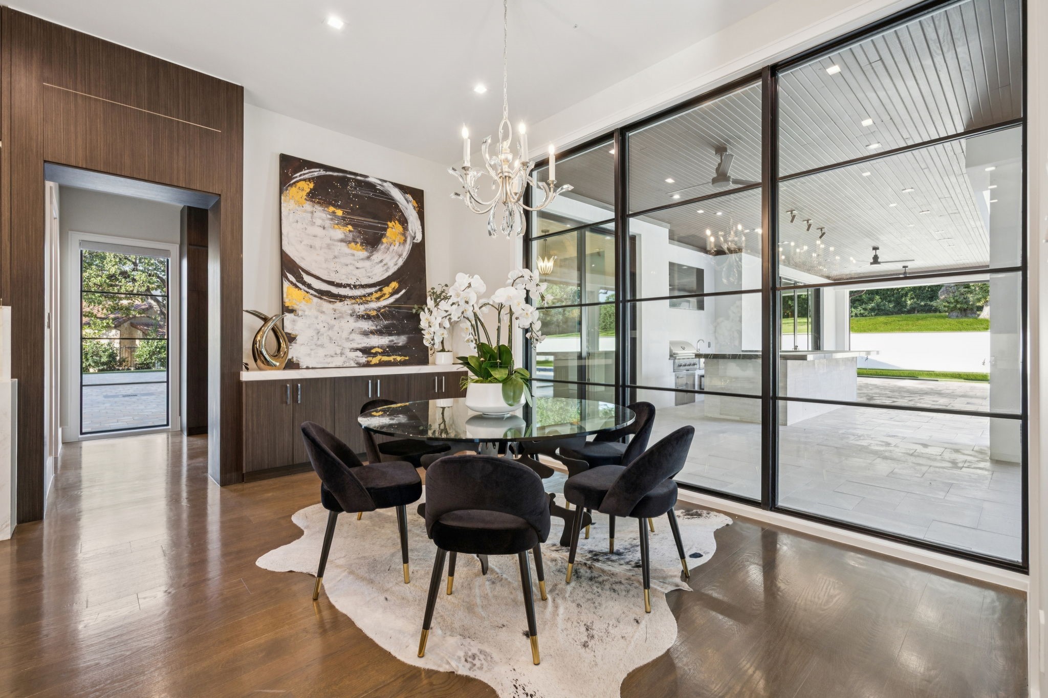 1609 Meandering Way Drive