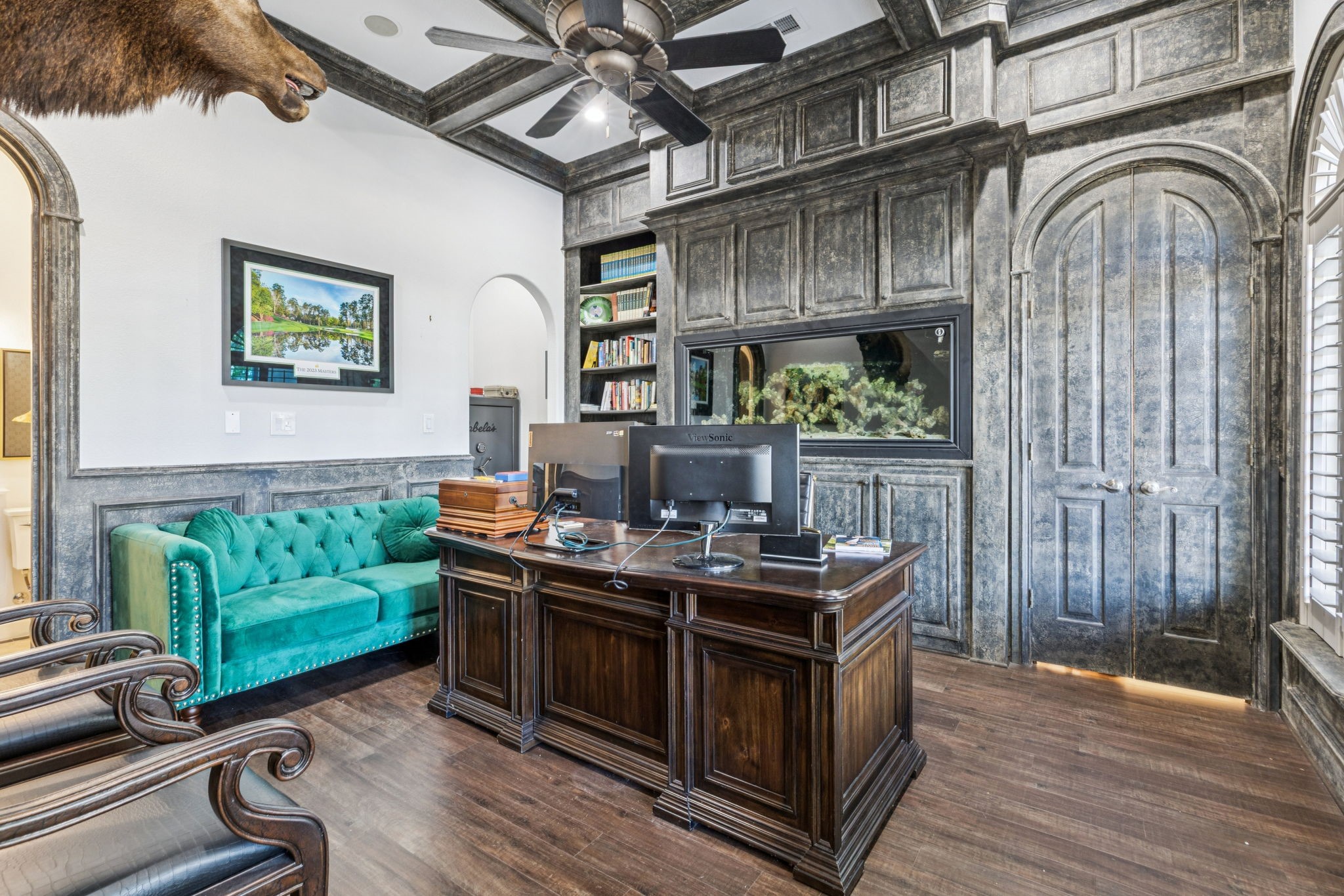 351 S White Chapel Boulevard