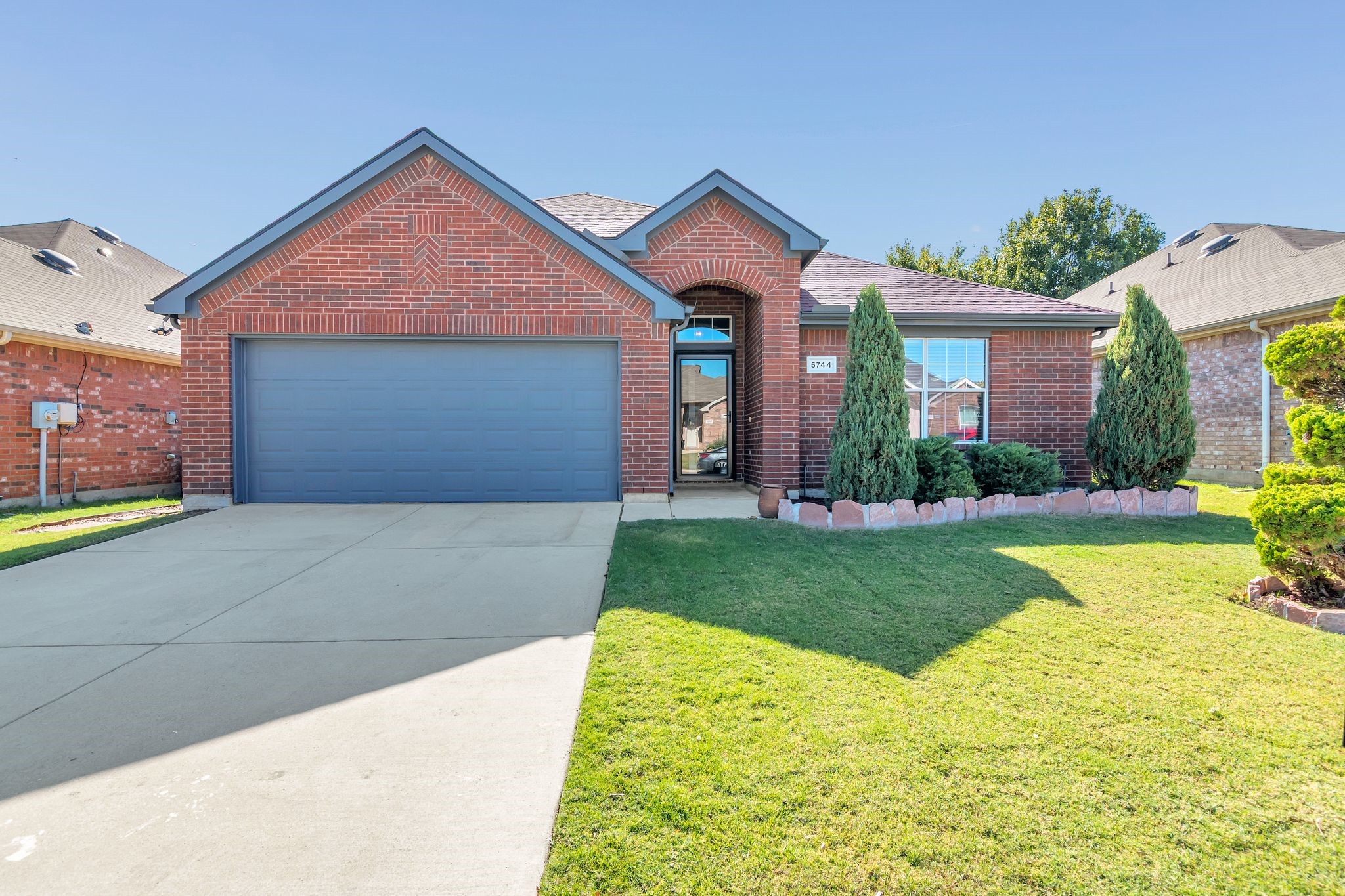 5744 Moon Flower Court