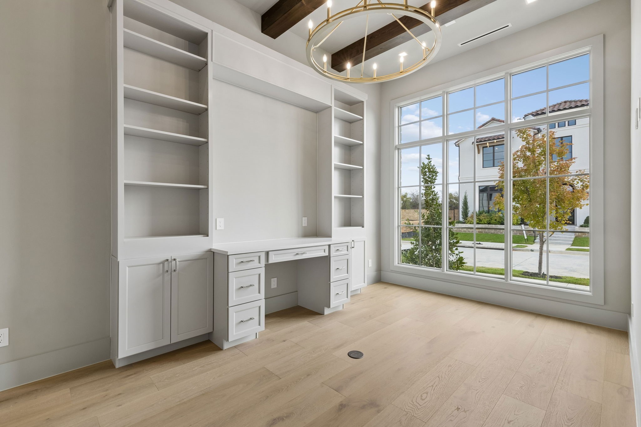 200 Murano Place