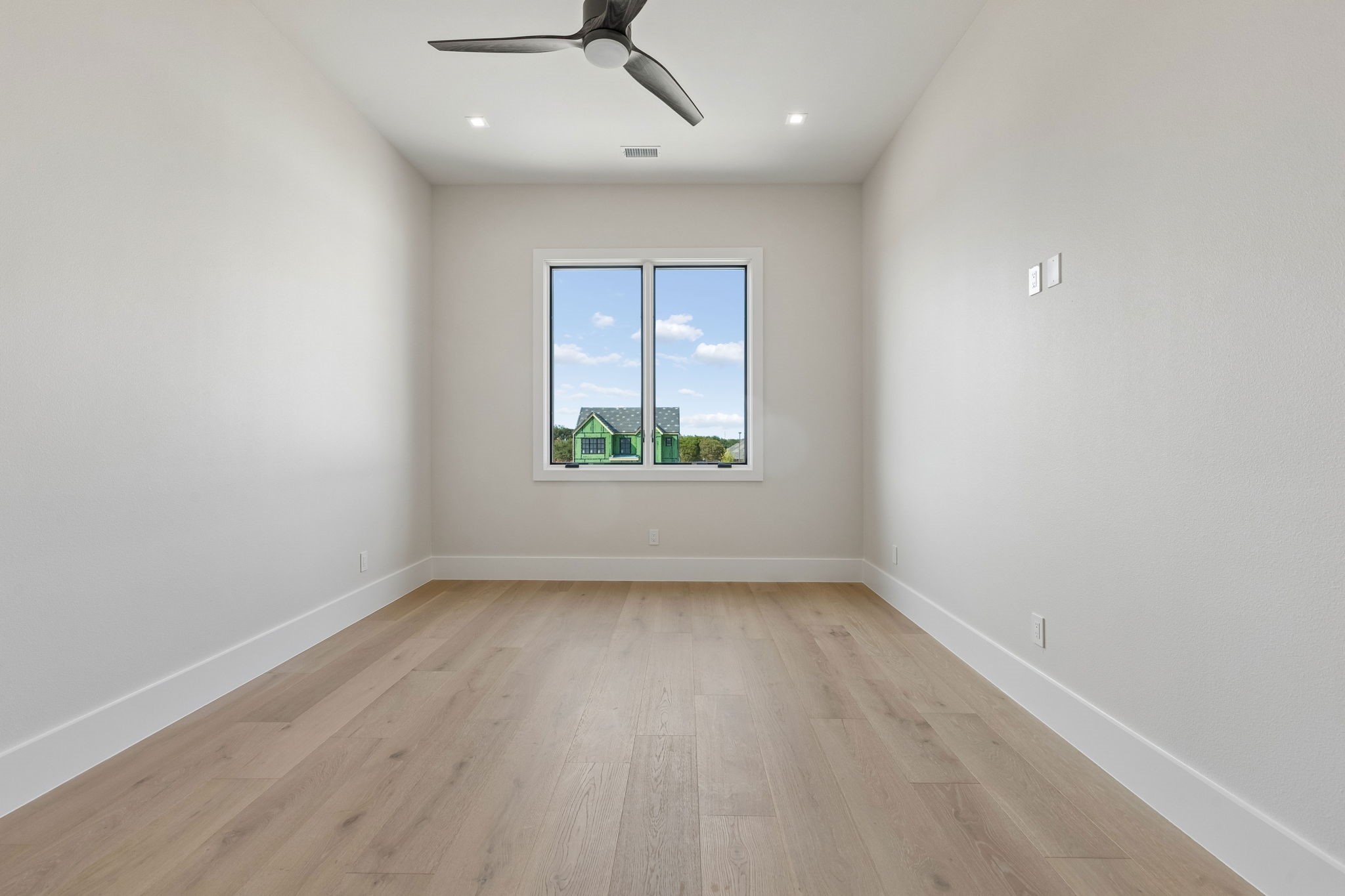 200 Murano Place