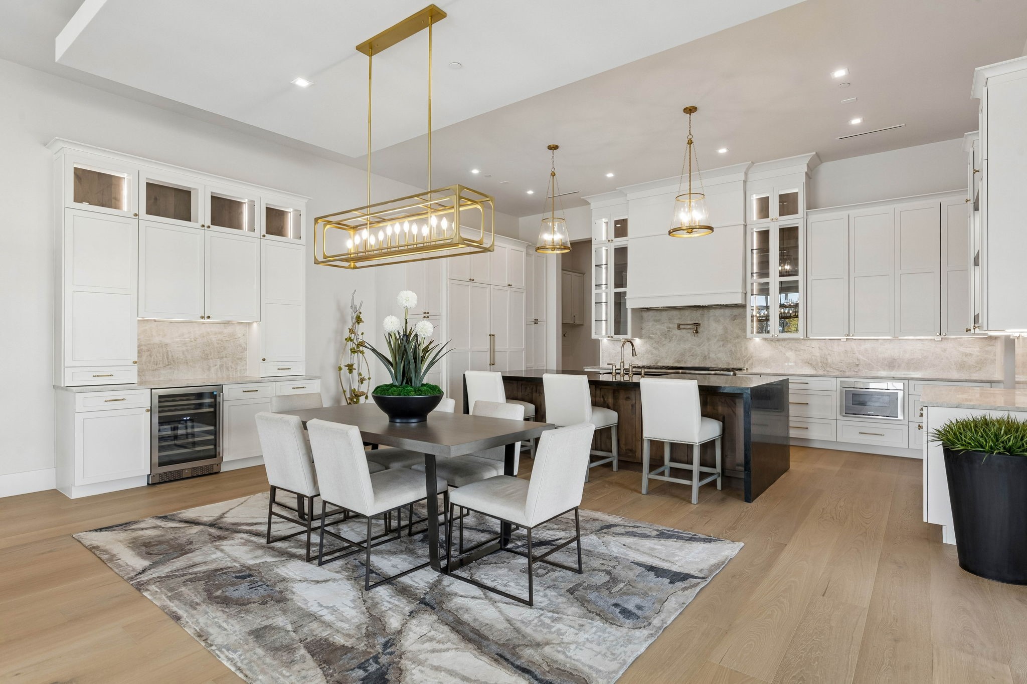 200 Murano Place