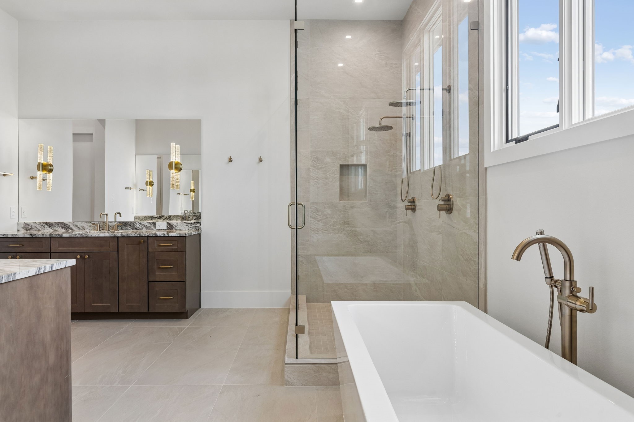200 Murano Place