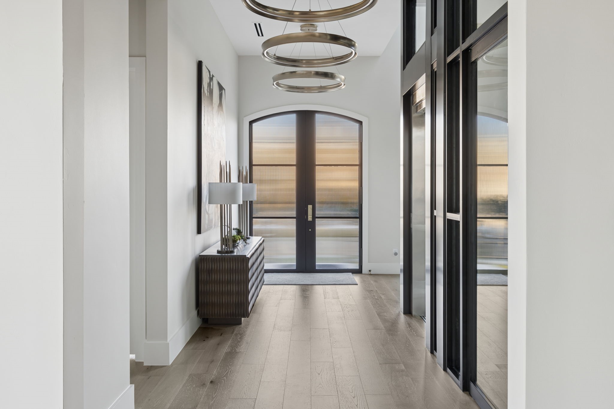 1828 Riviera Lane