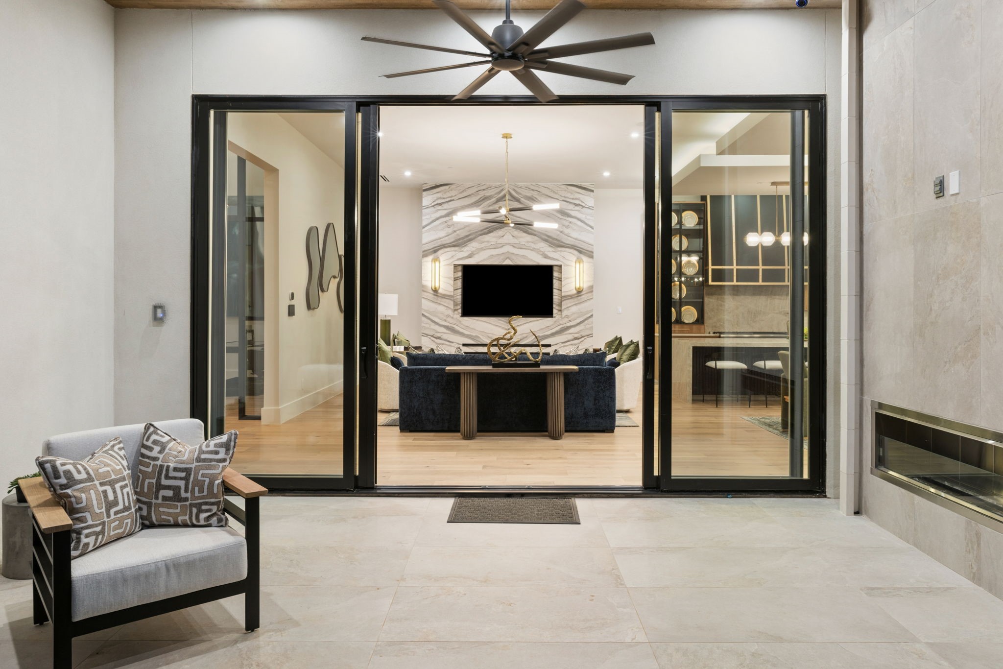 1828 Riviera Lane