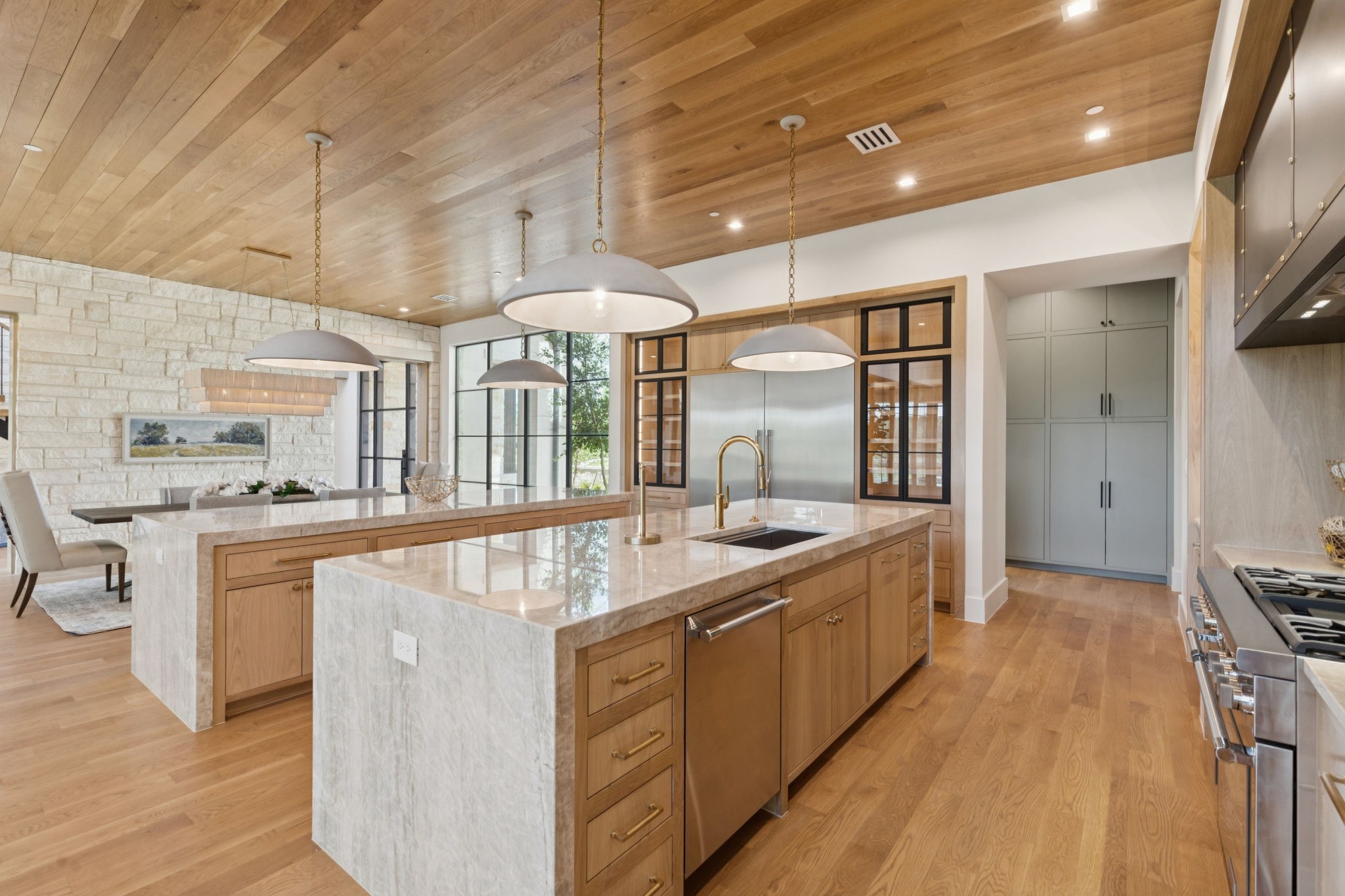 2600 Magnolia Circle